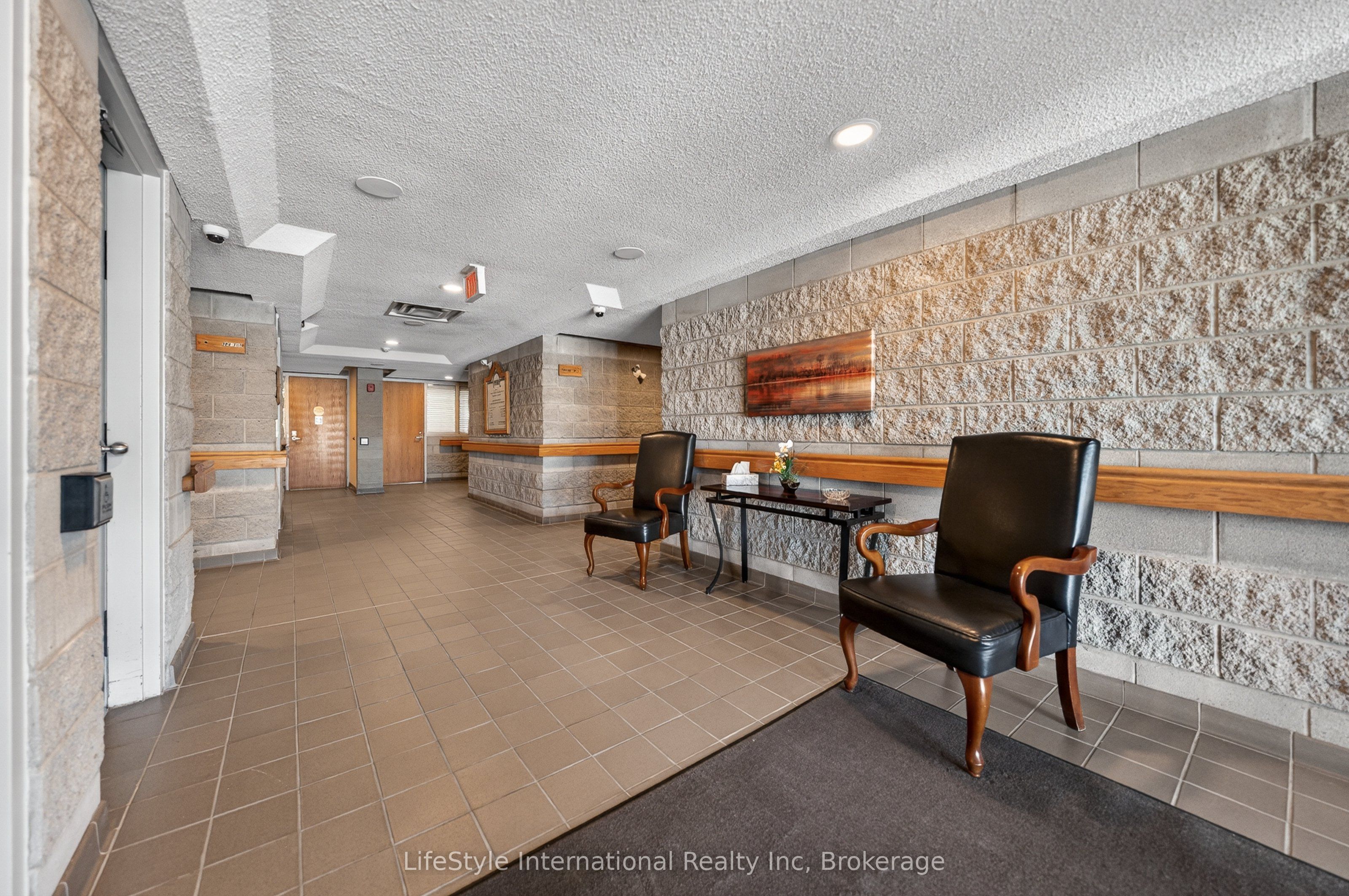 208 Silvercreek Parkway N 307 Property Photo 31