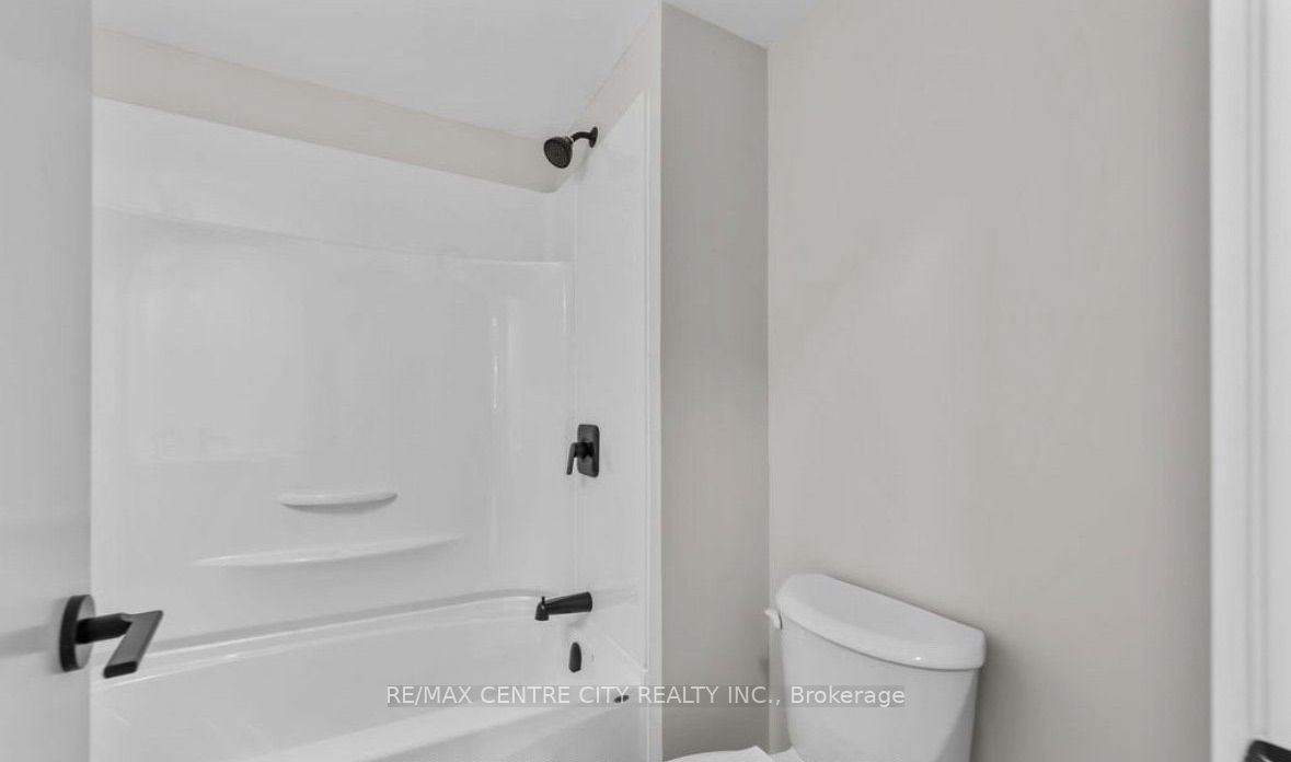 400 Scenic Drive N 4c Property Photo 8