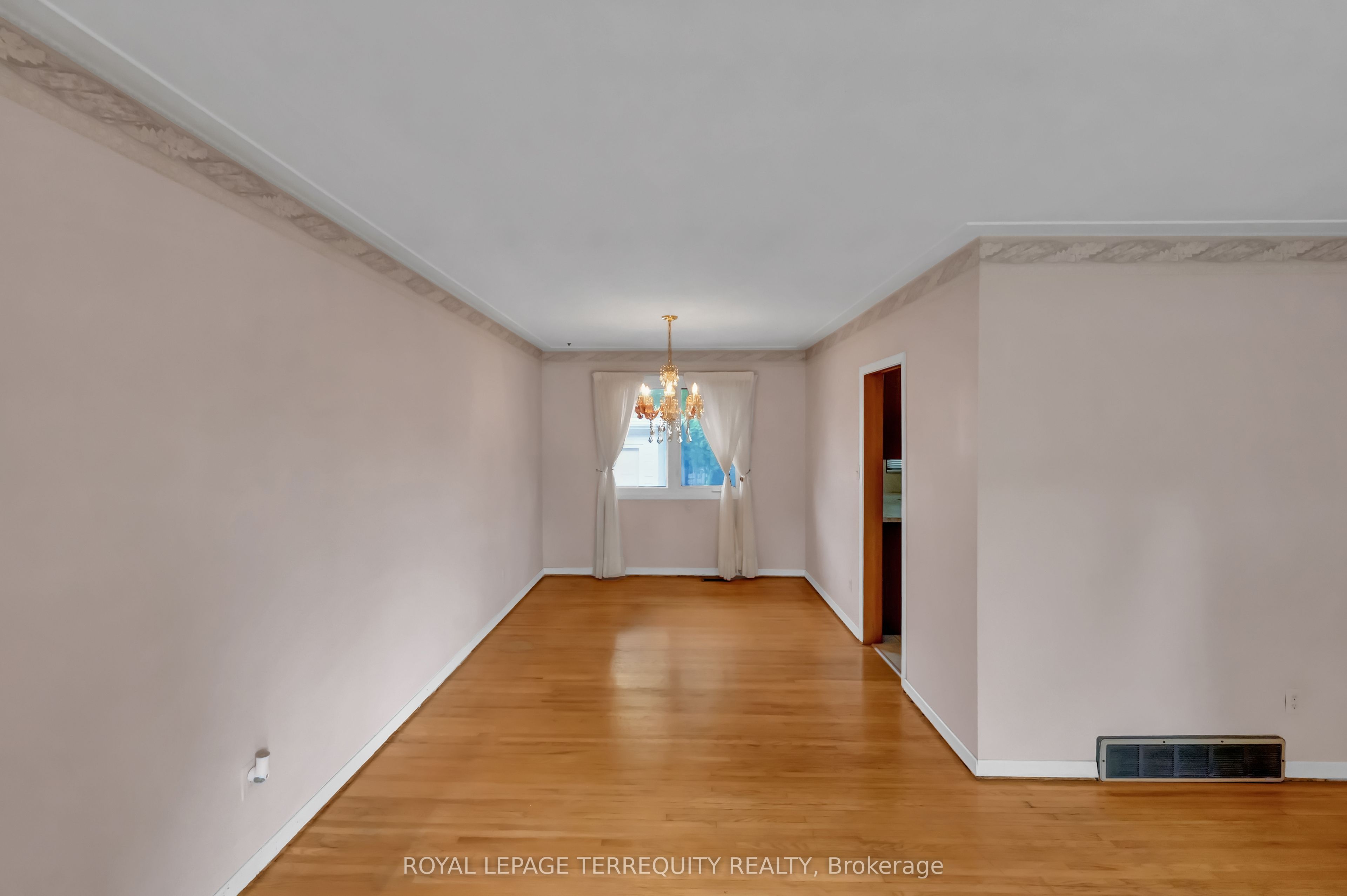 126 Partridge Crescent Property Photo 17