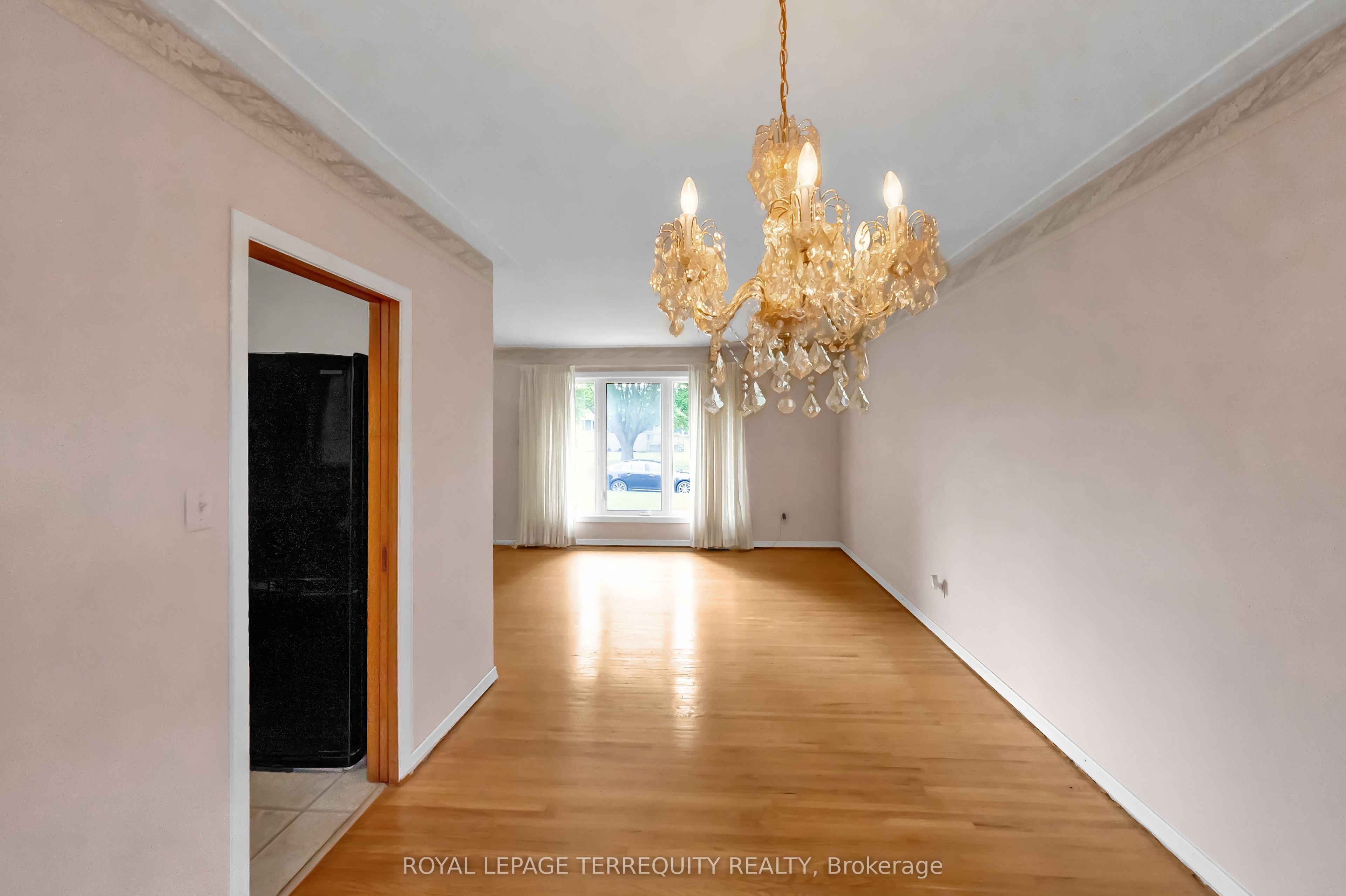 126 Partridge Crescent Property Photo 18