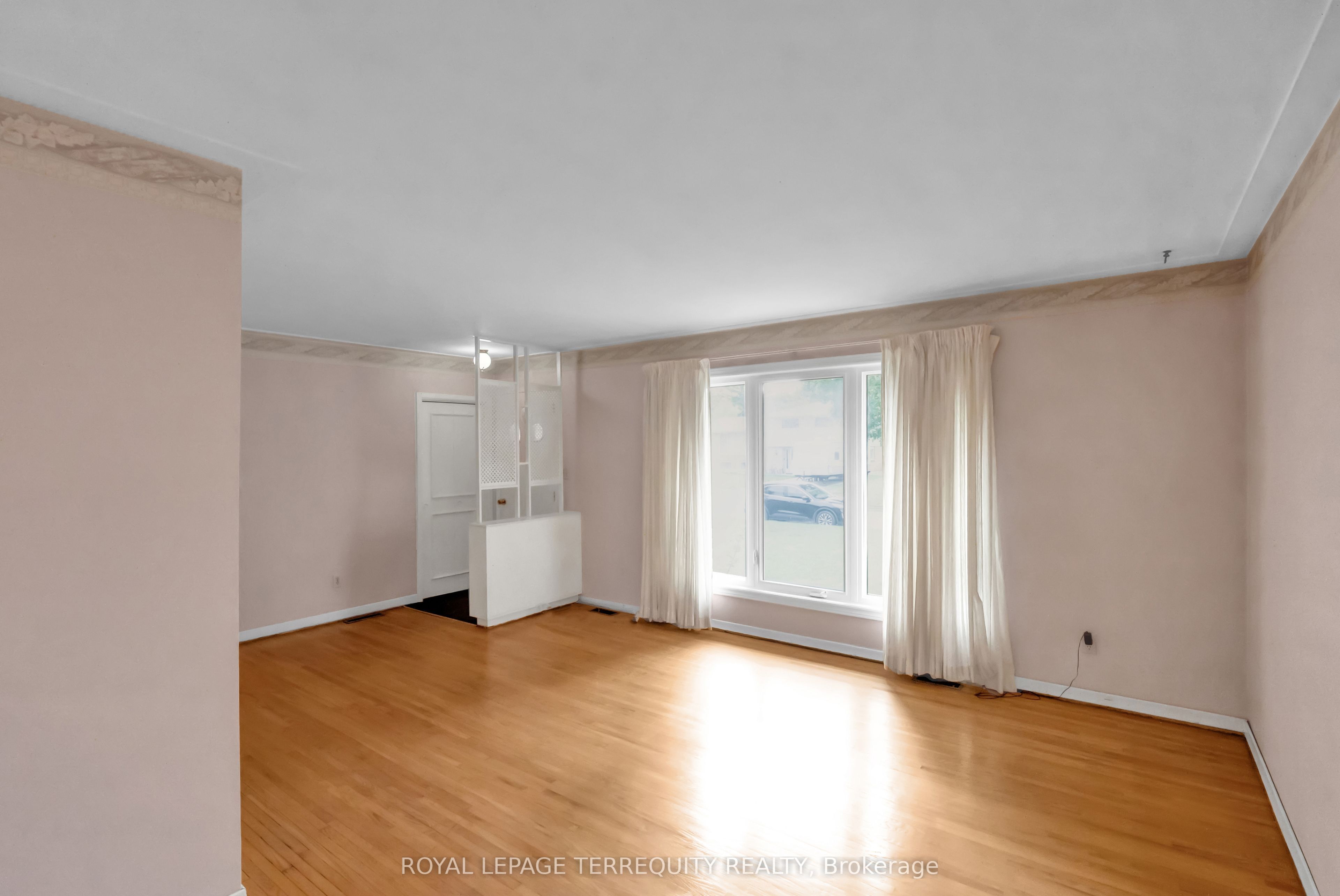 126 Partridge Crescent Property Photo 23