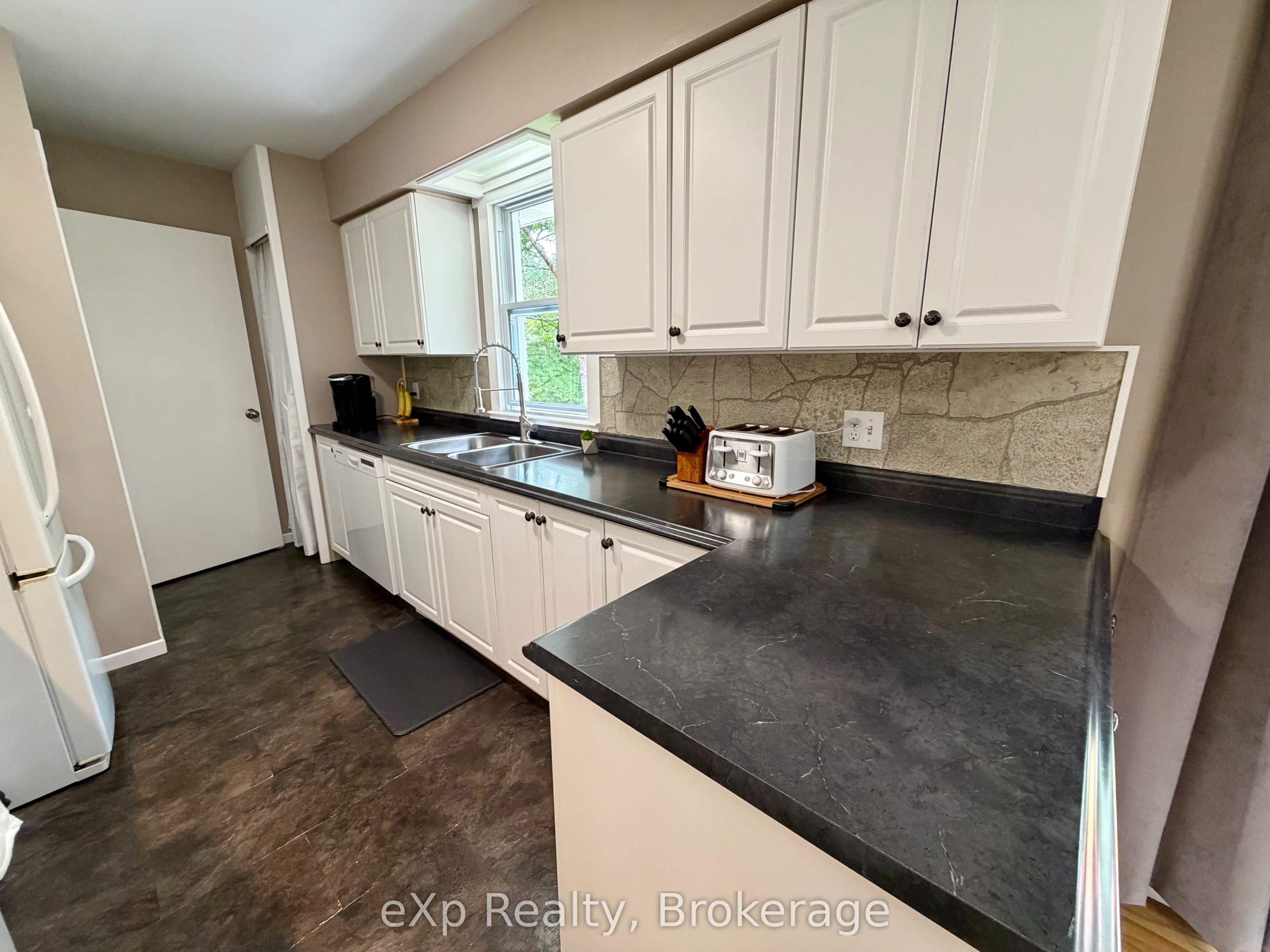 1643 And 1671 Eagle Lake Road Property Photo 13
