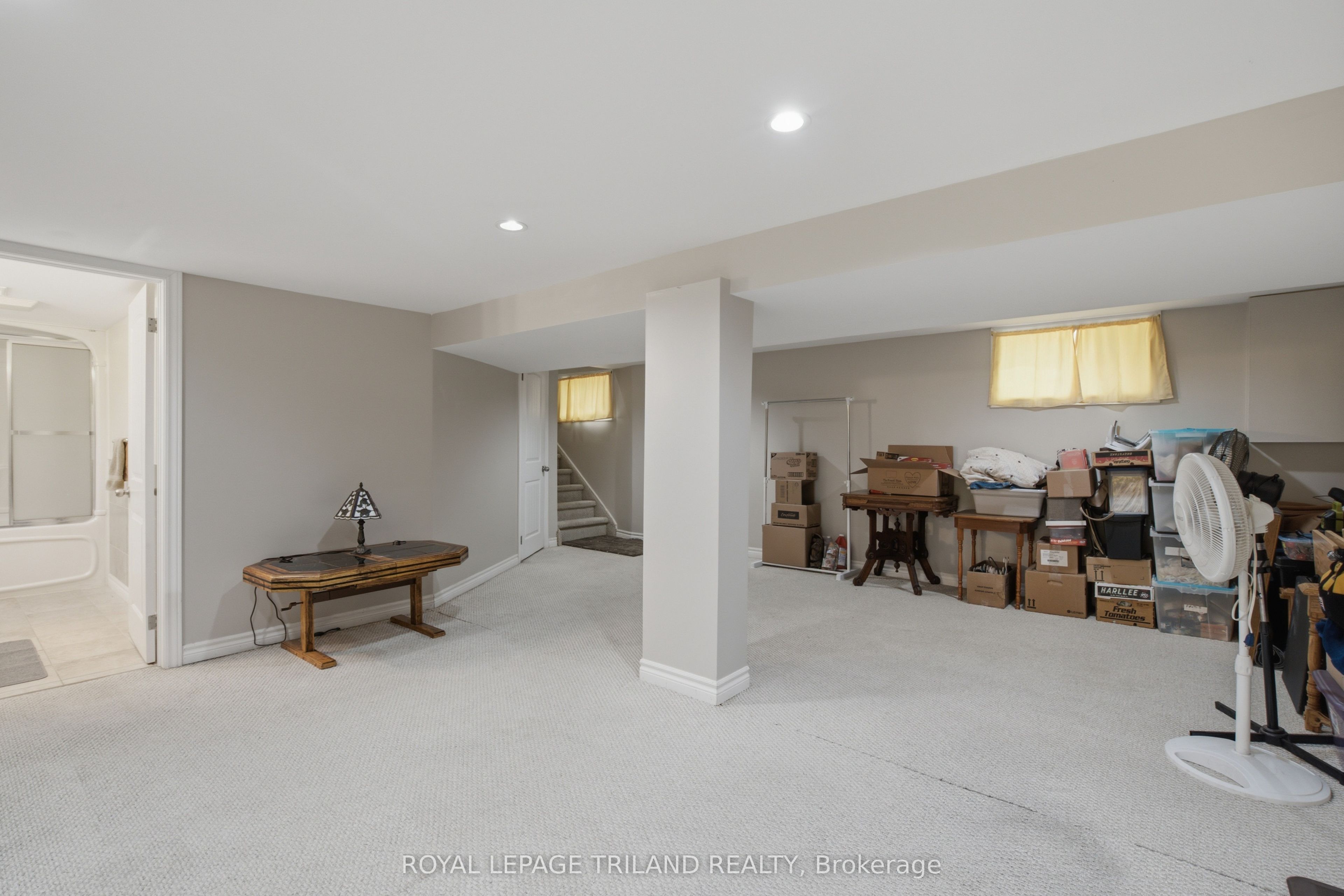 132 Oak Street Property Photo 16