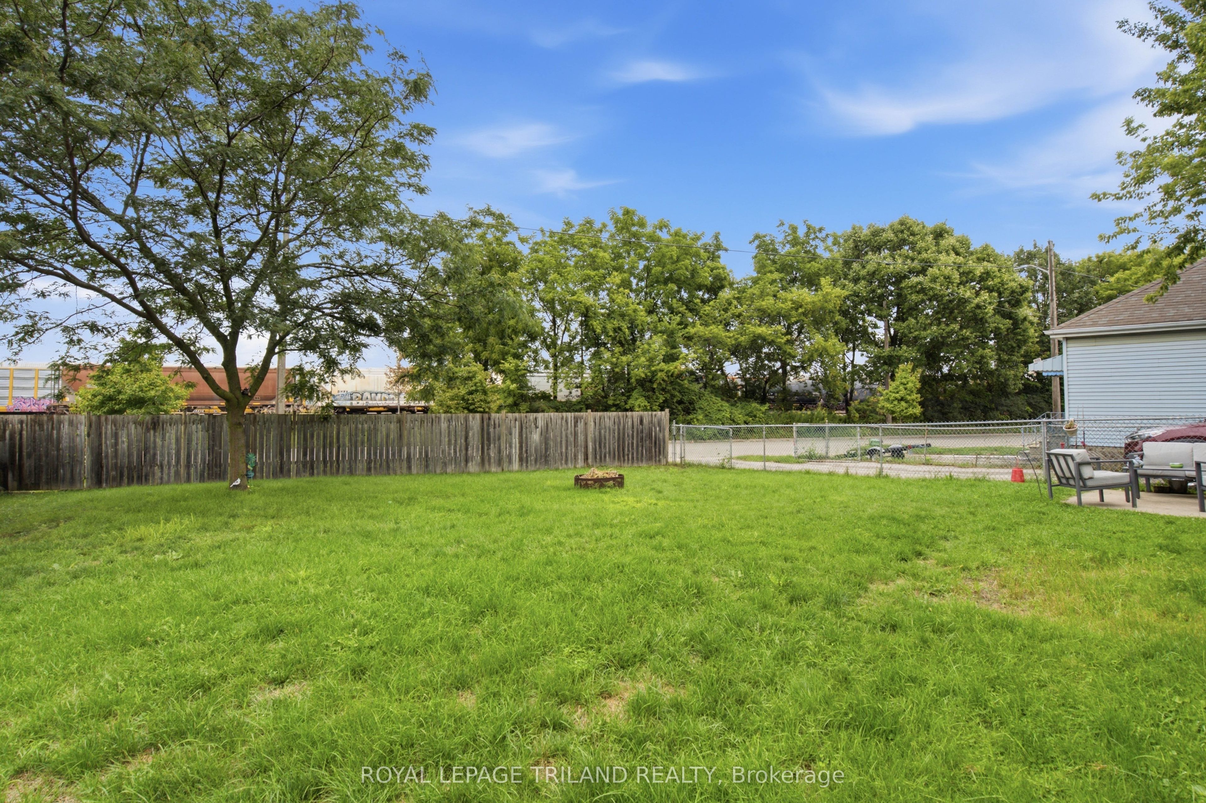 132 Oak Street Property Photo 25