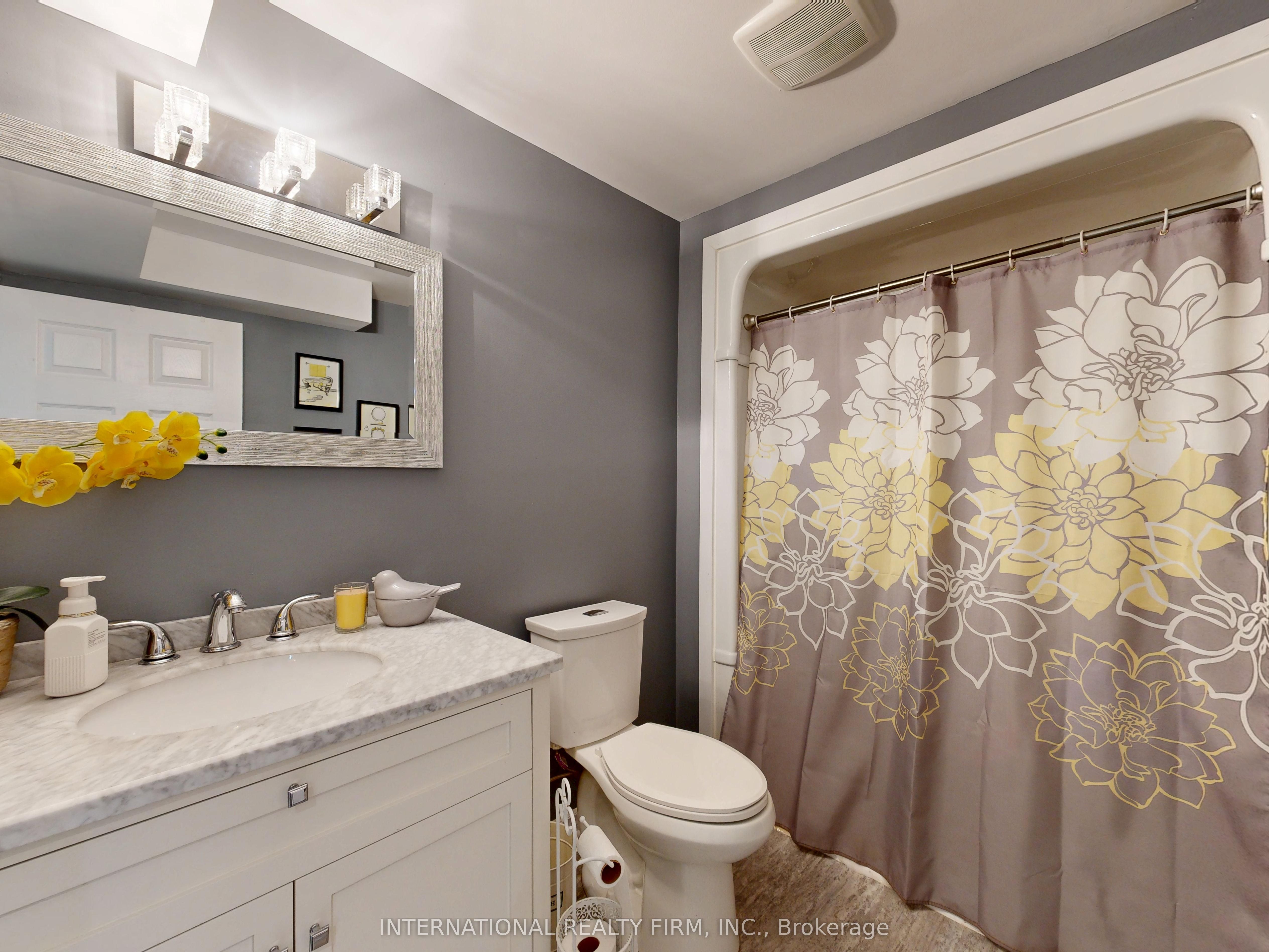 438 Stirling Way Property Photo 23