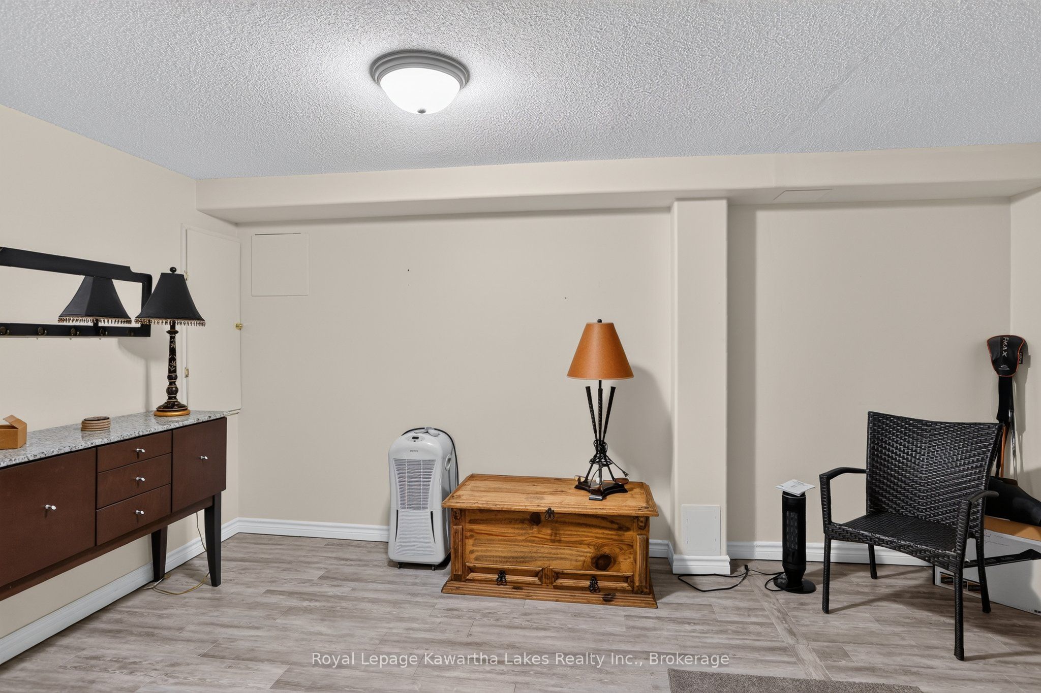 19 Rivermill Boulevard Property Photo 29