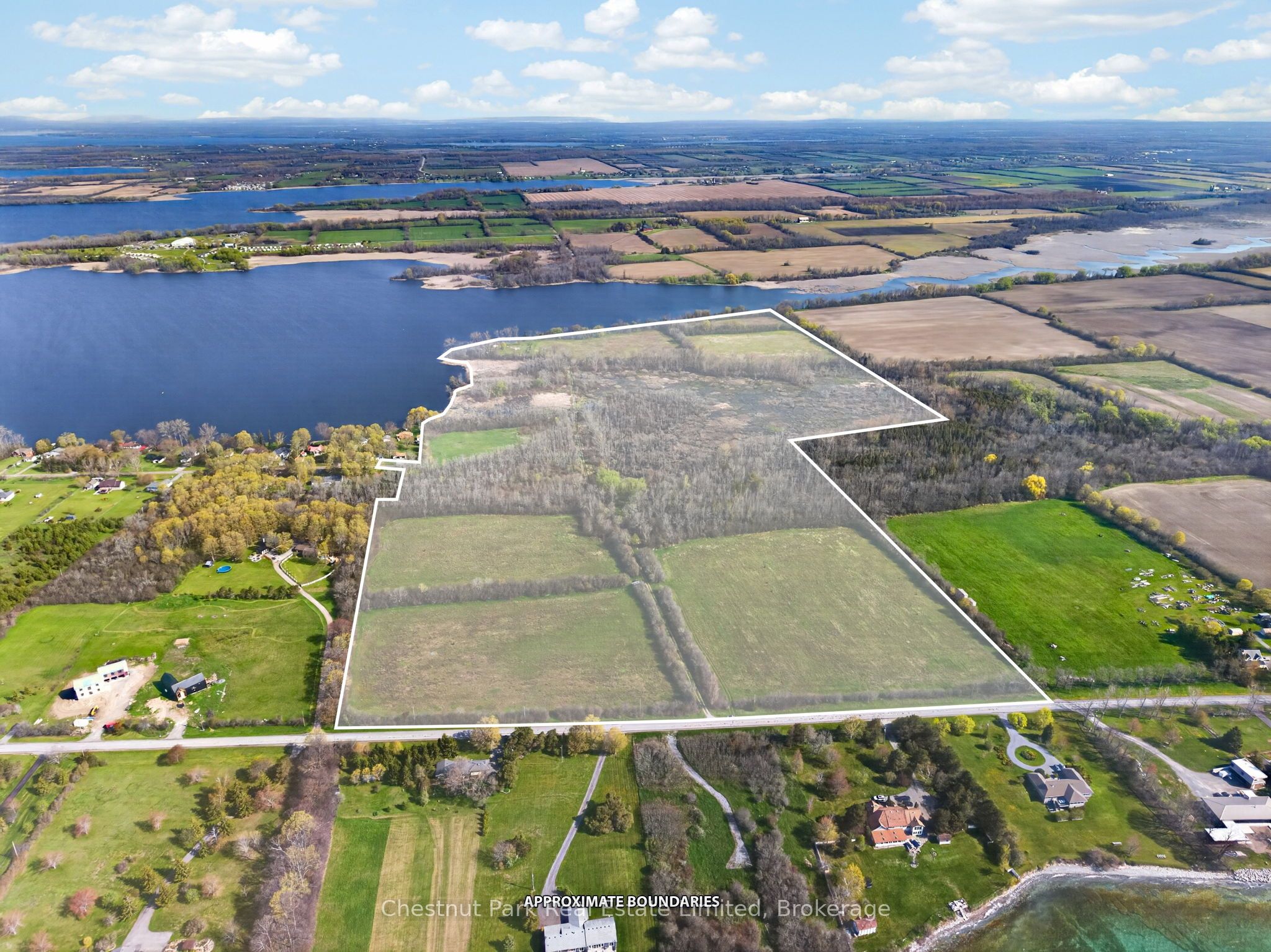 1092 Huycks Point Road Property Photo 3