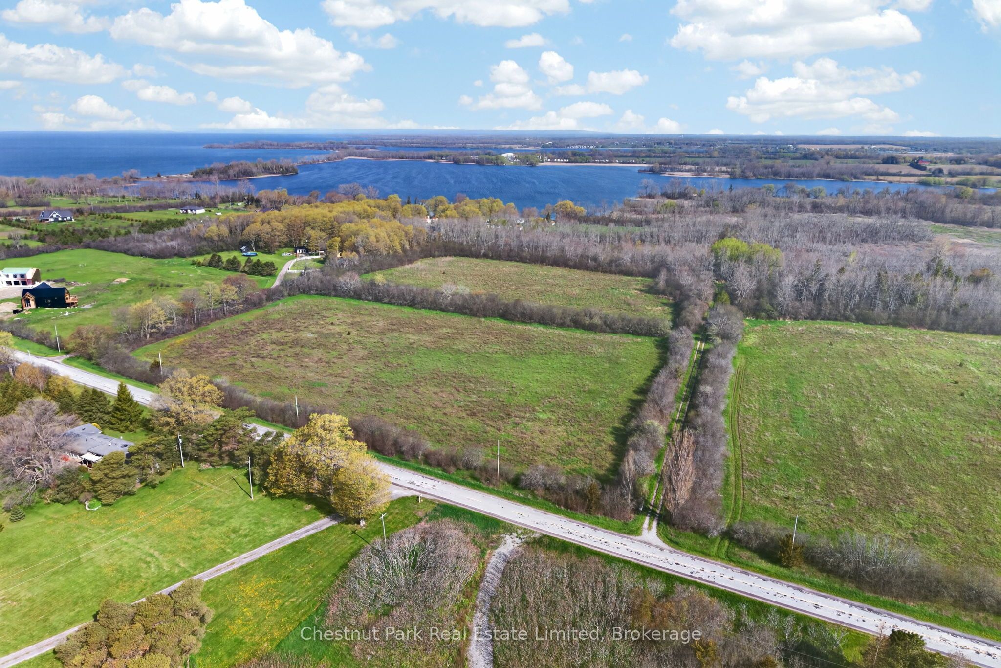 1092 Huycks Point Road Property Photo 4