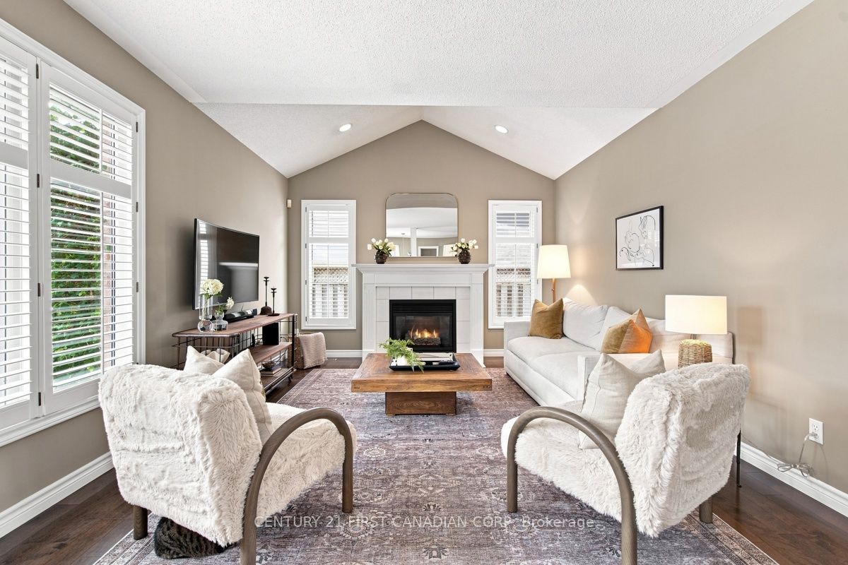 66 Cobblestone Street Property Photo 18