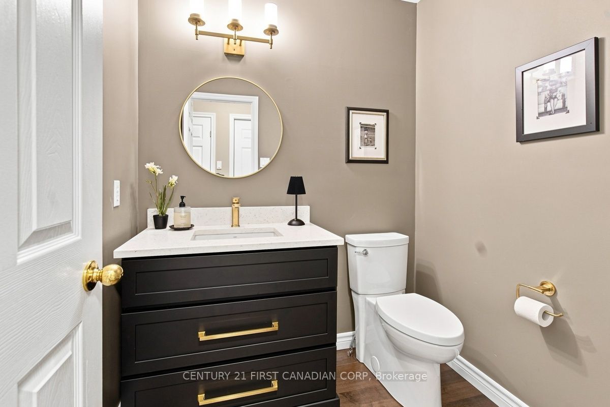 66 Cobblestone Street Property Photo 20