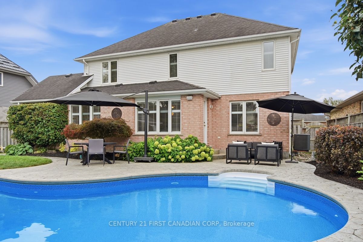 66 Cobblestone Street Property Photo 45