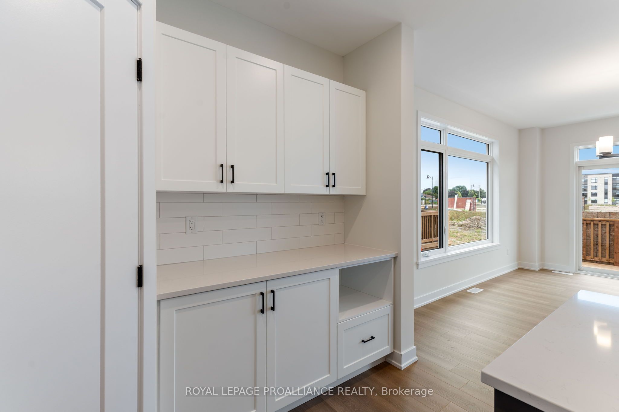 1024 Moore Street Property Photo 14