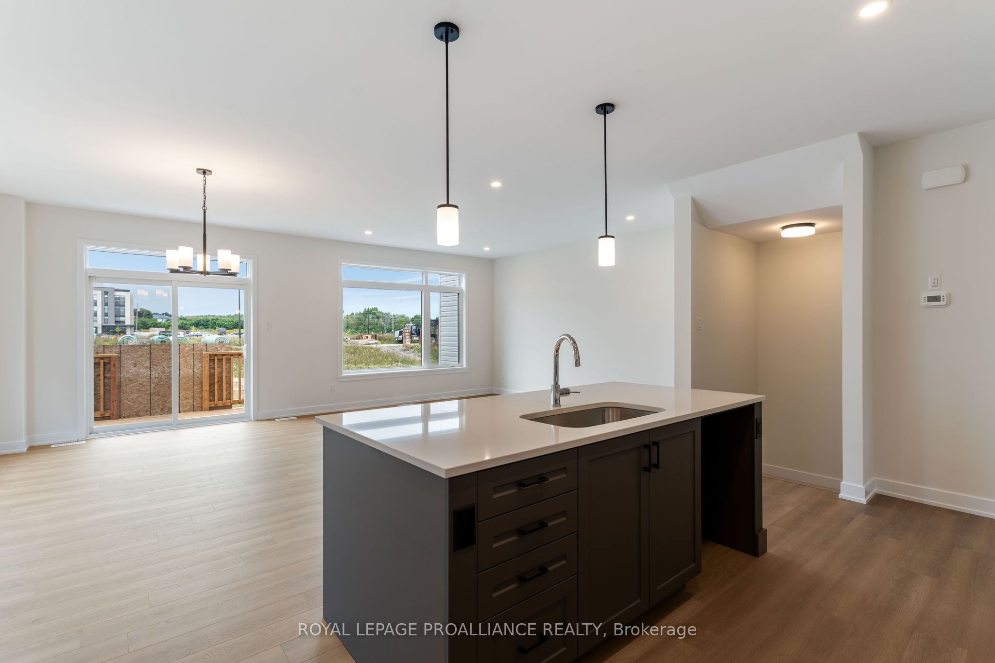 1024 Moore Street Property Photo 15