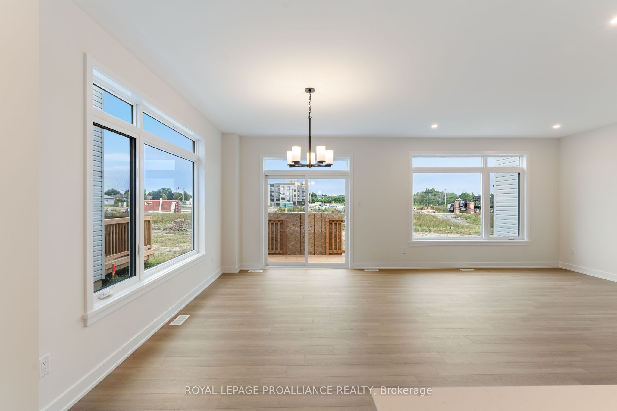 1024 Moore Street Property Photo 17