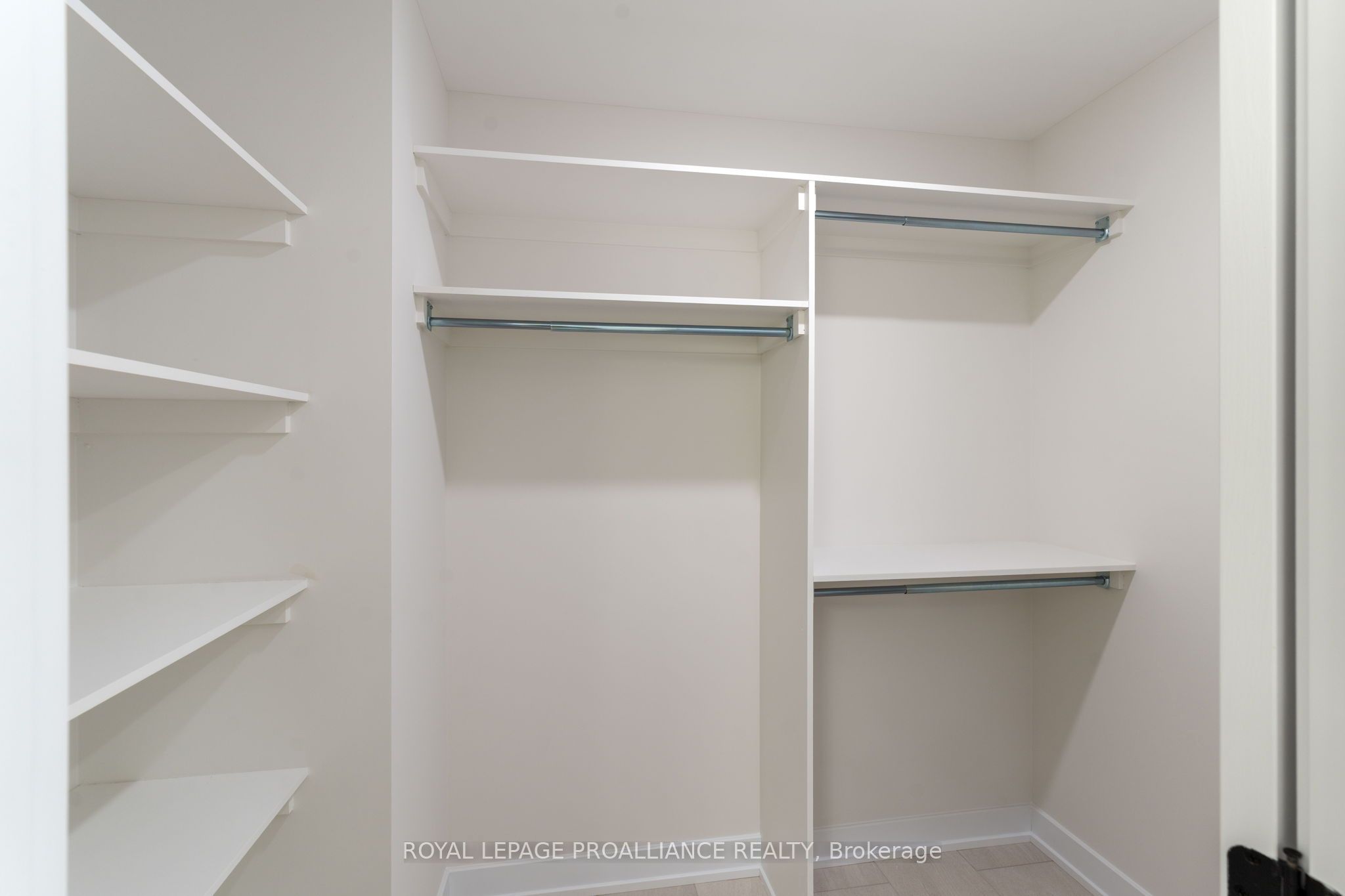 1024 Moore Street Property Photo 32