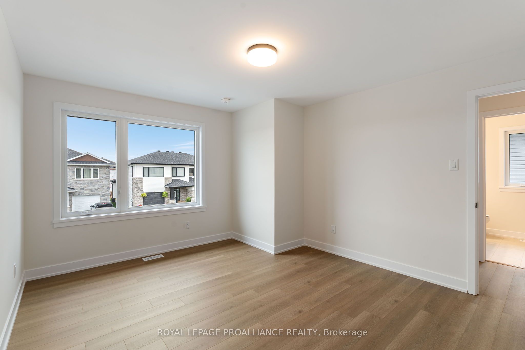 1024 Moore Street Property Photo 39