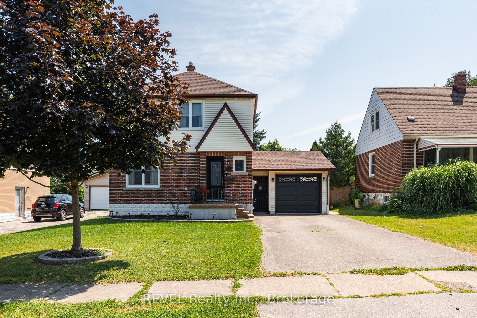 5682 Hanan Avenue Property Photo 3