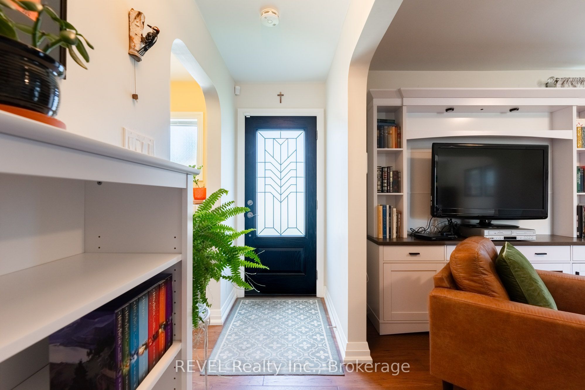 5682 Hanan Avenue Property Photo 5