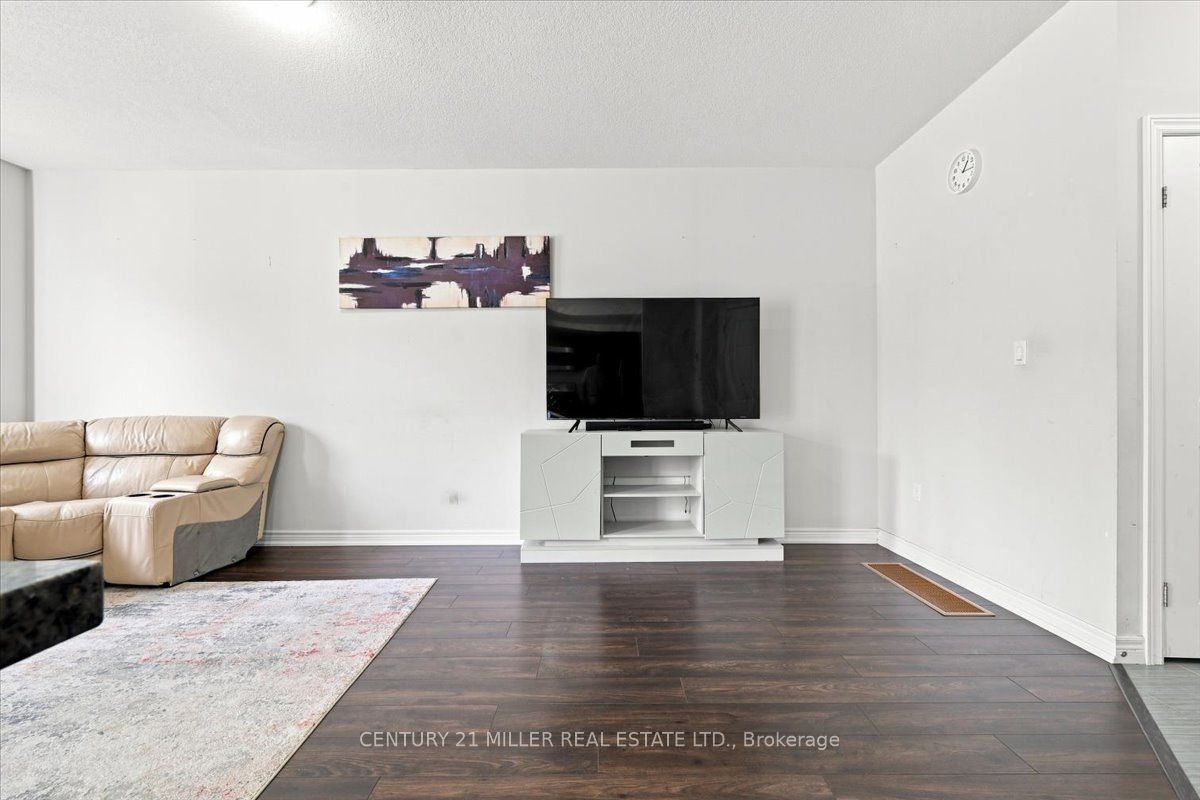 90 Raymond Road 30 Property Photo 24