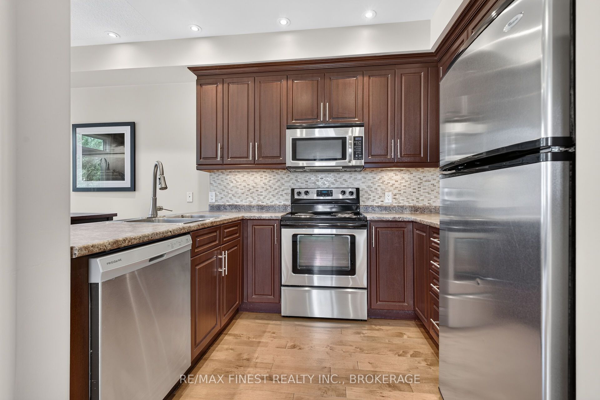 767 Newmarket Lane Property Photo 15