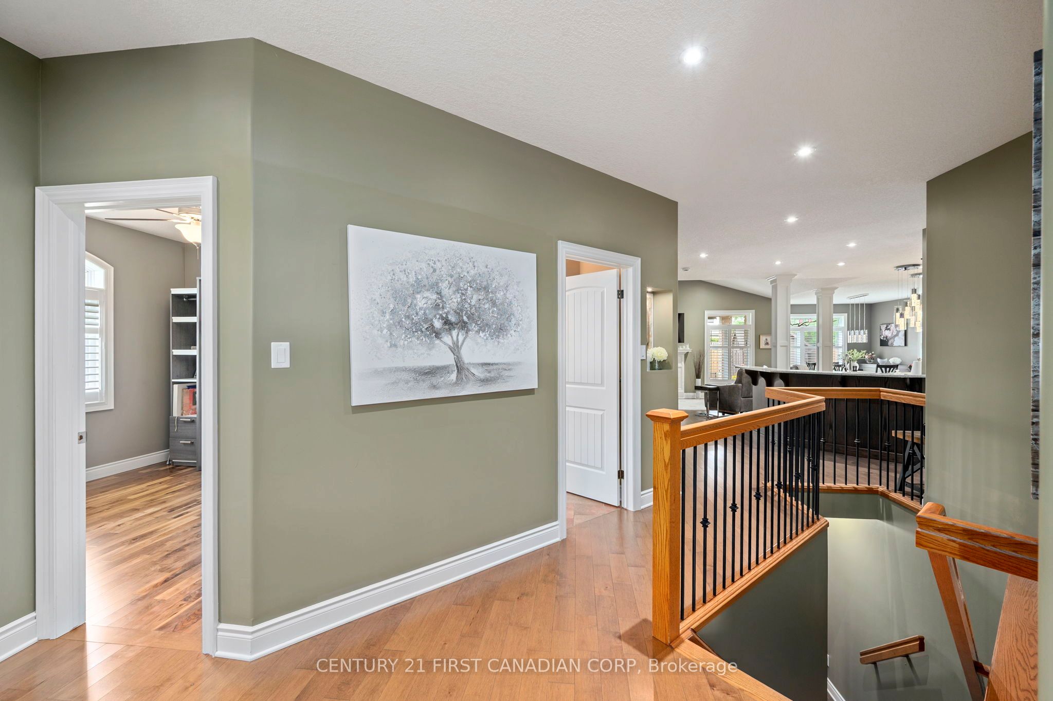 286 Dufferin Street Property Photo 8