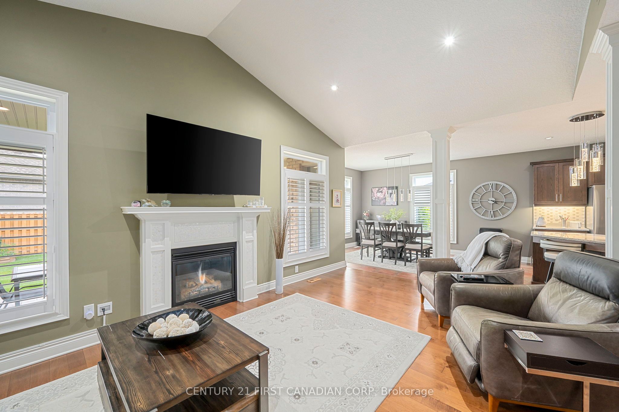 286 Dufferin Street Property Photo 17