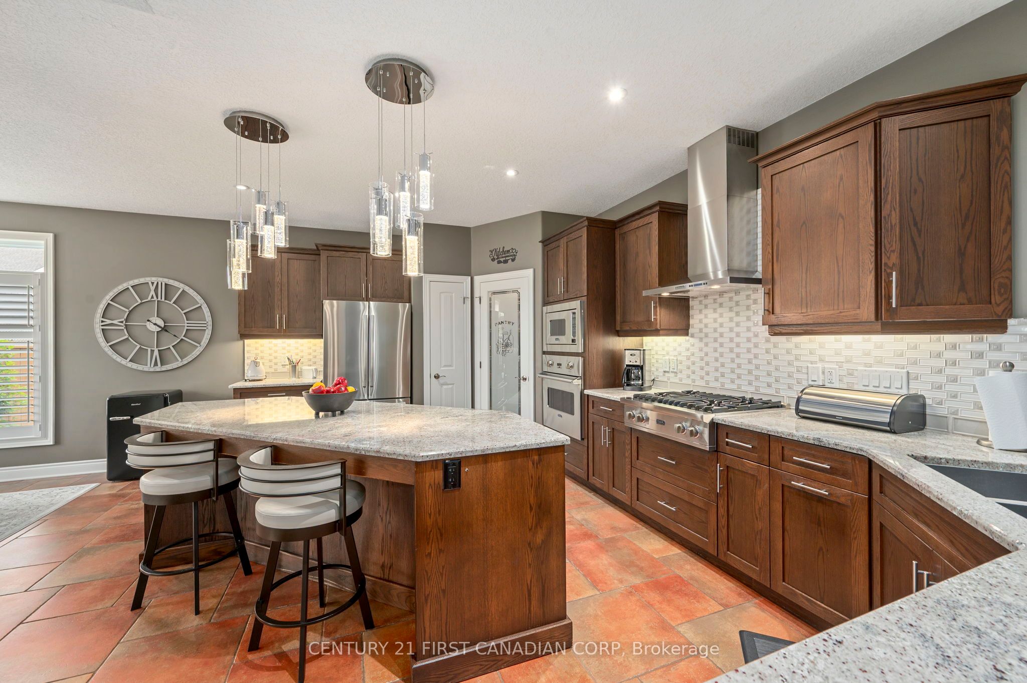 286 Dufferin Street Property Photo 21