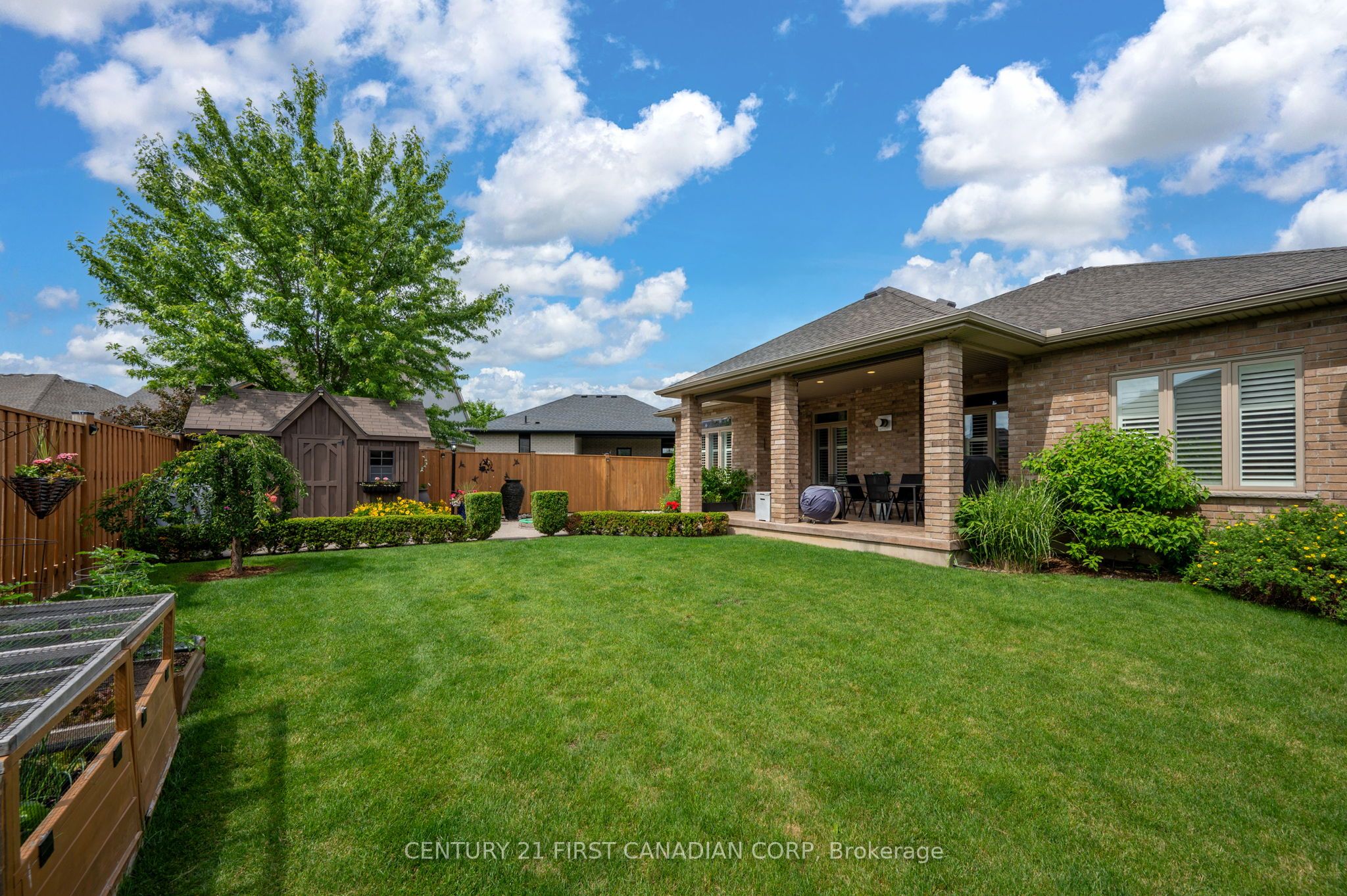 286 Dufferin Street Property Photo 42
