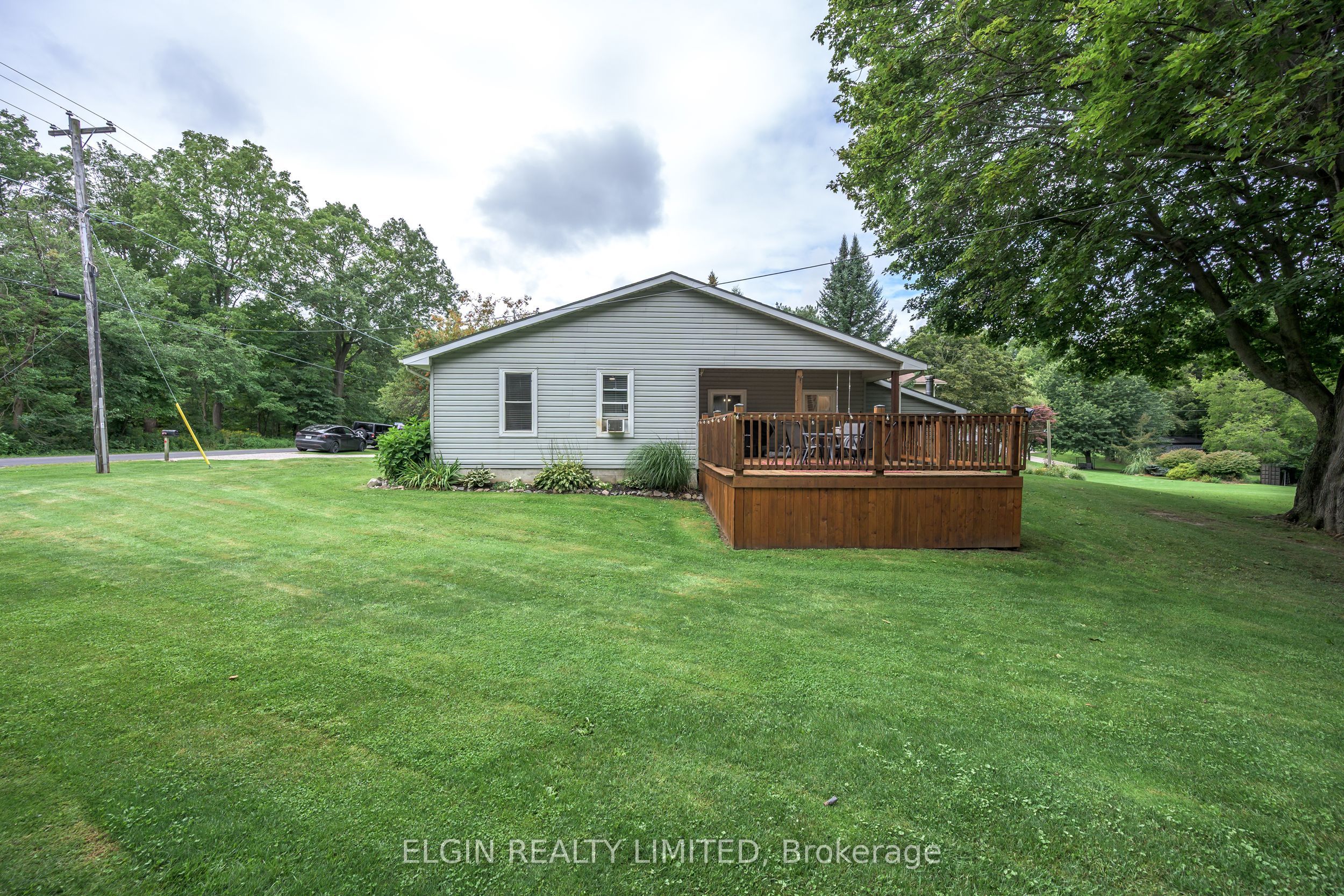 37388 Lake Line Property Photo 4