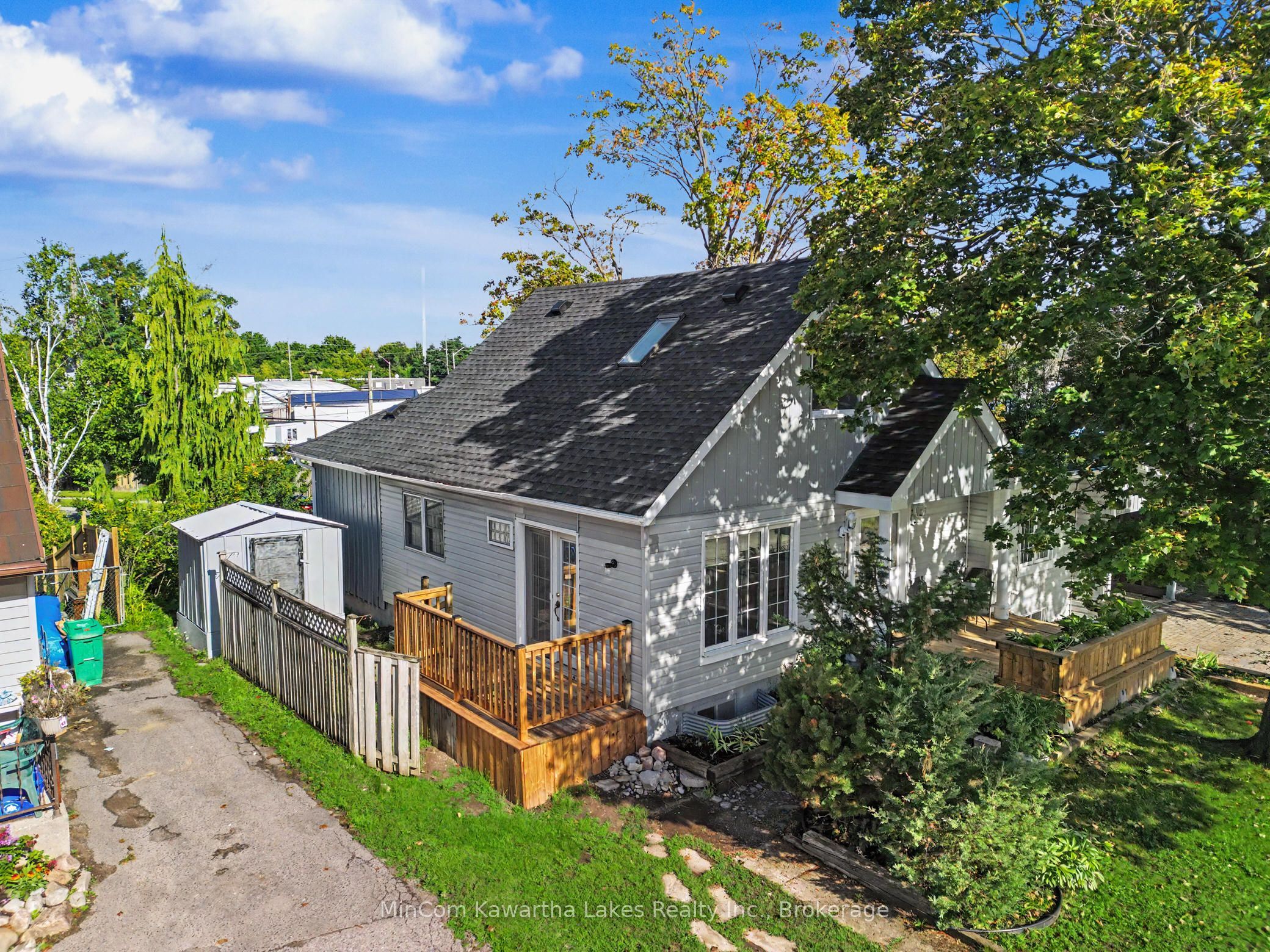 811 Morphet Avenue Property Photo 4