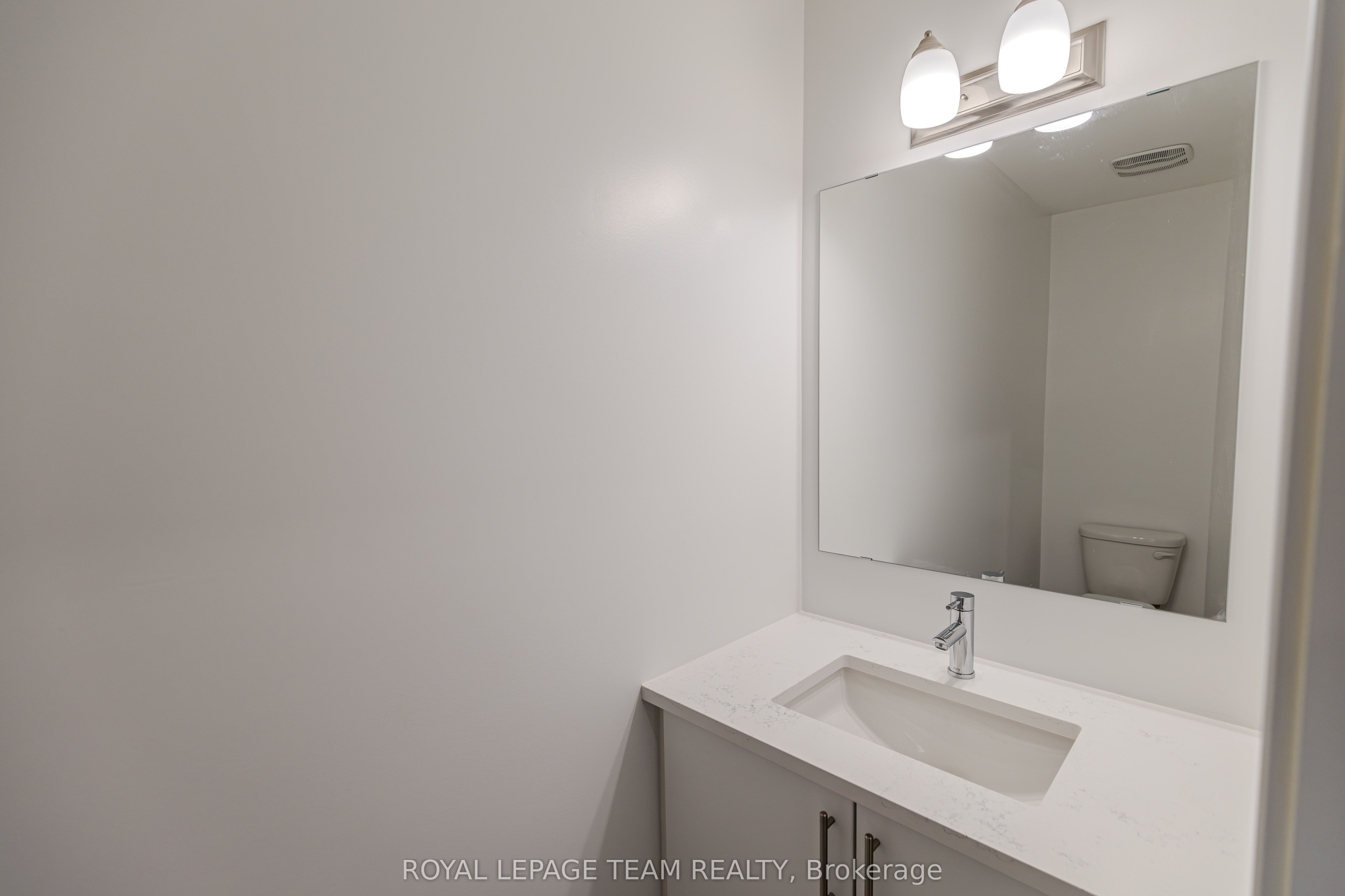 867 Anciano Crescent Property Photo 5