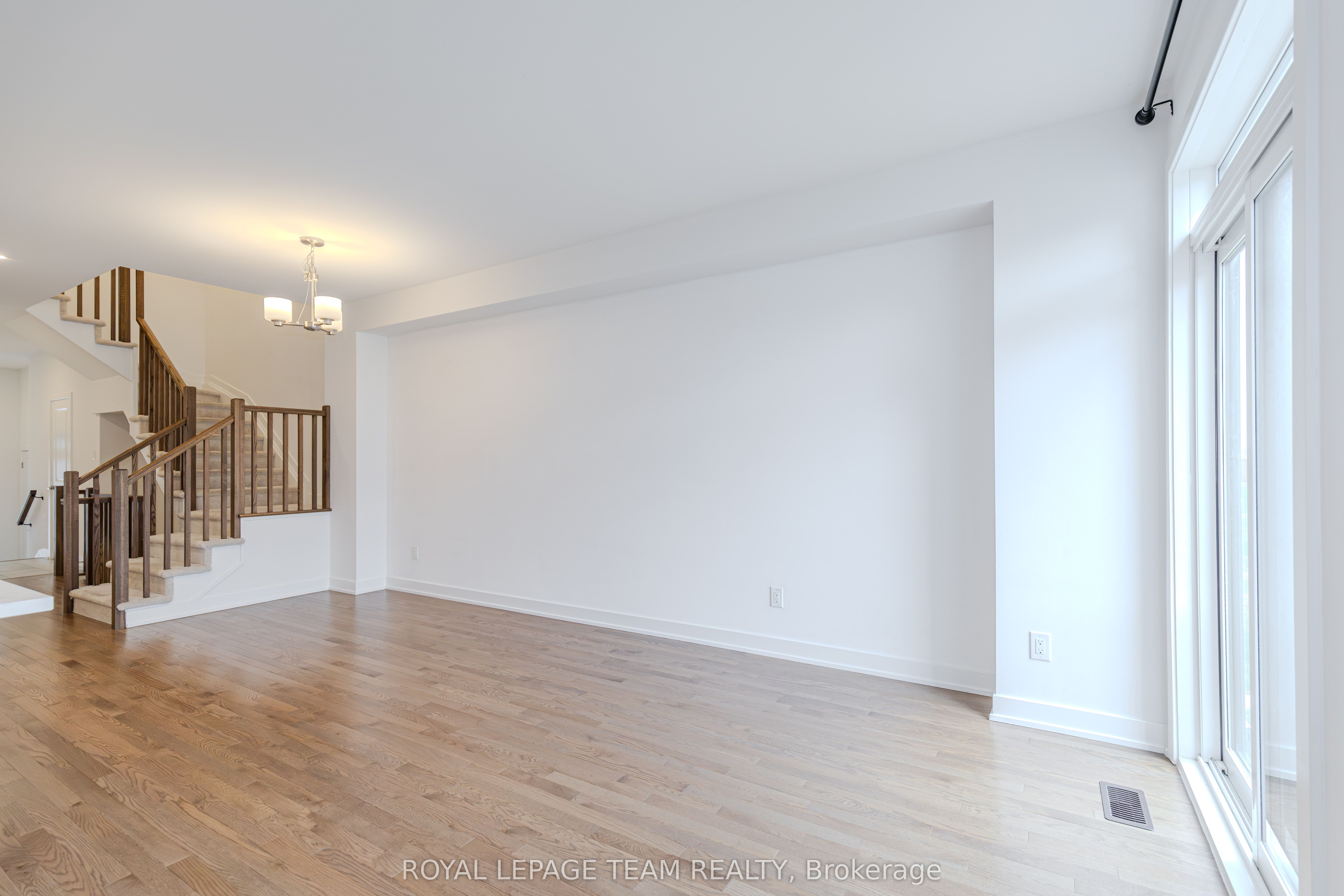 867 Anciano Crescent Property Photo 21