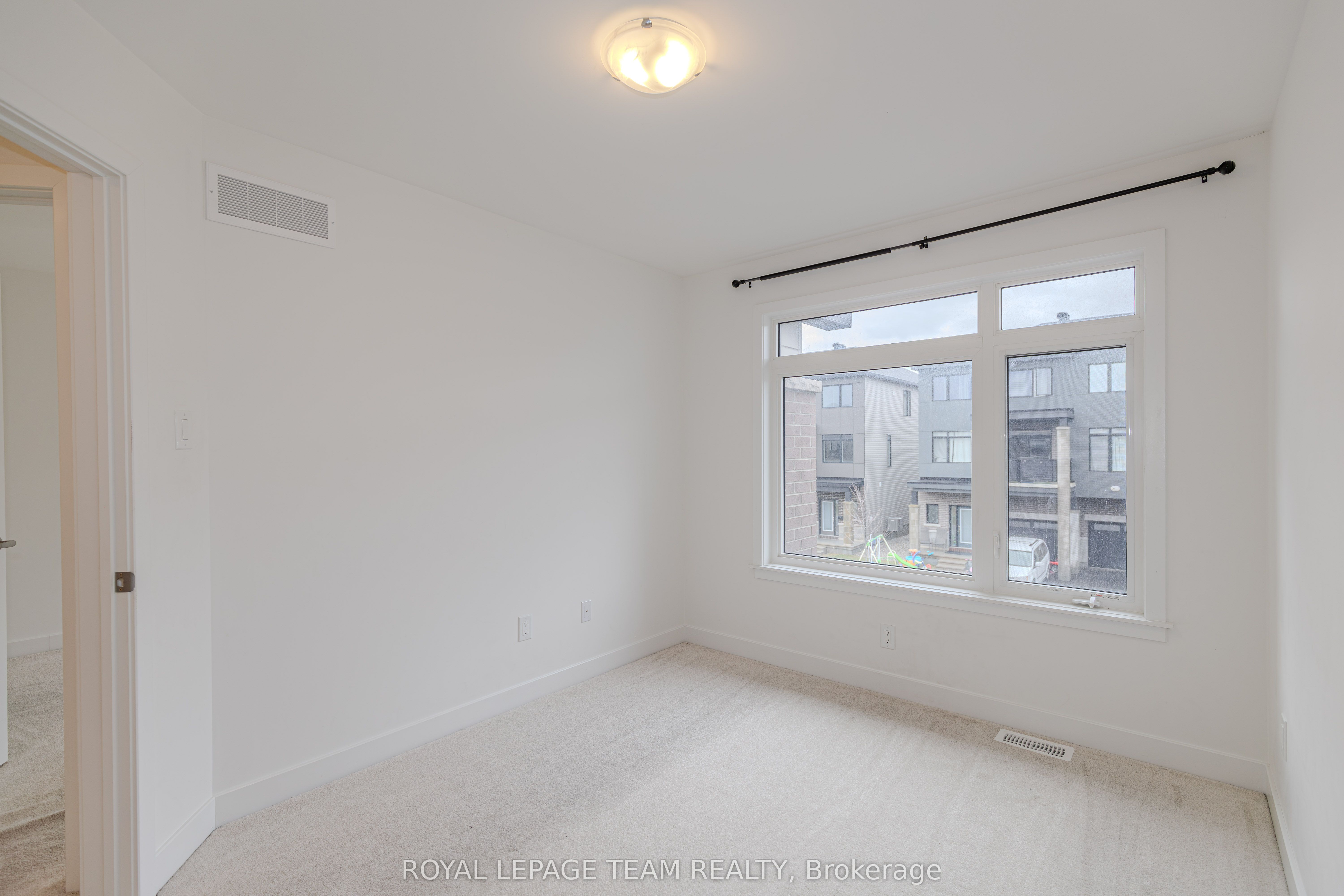867 Anciano Crescent Property Photo 41