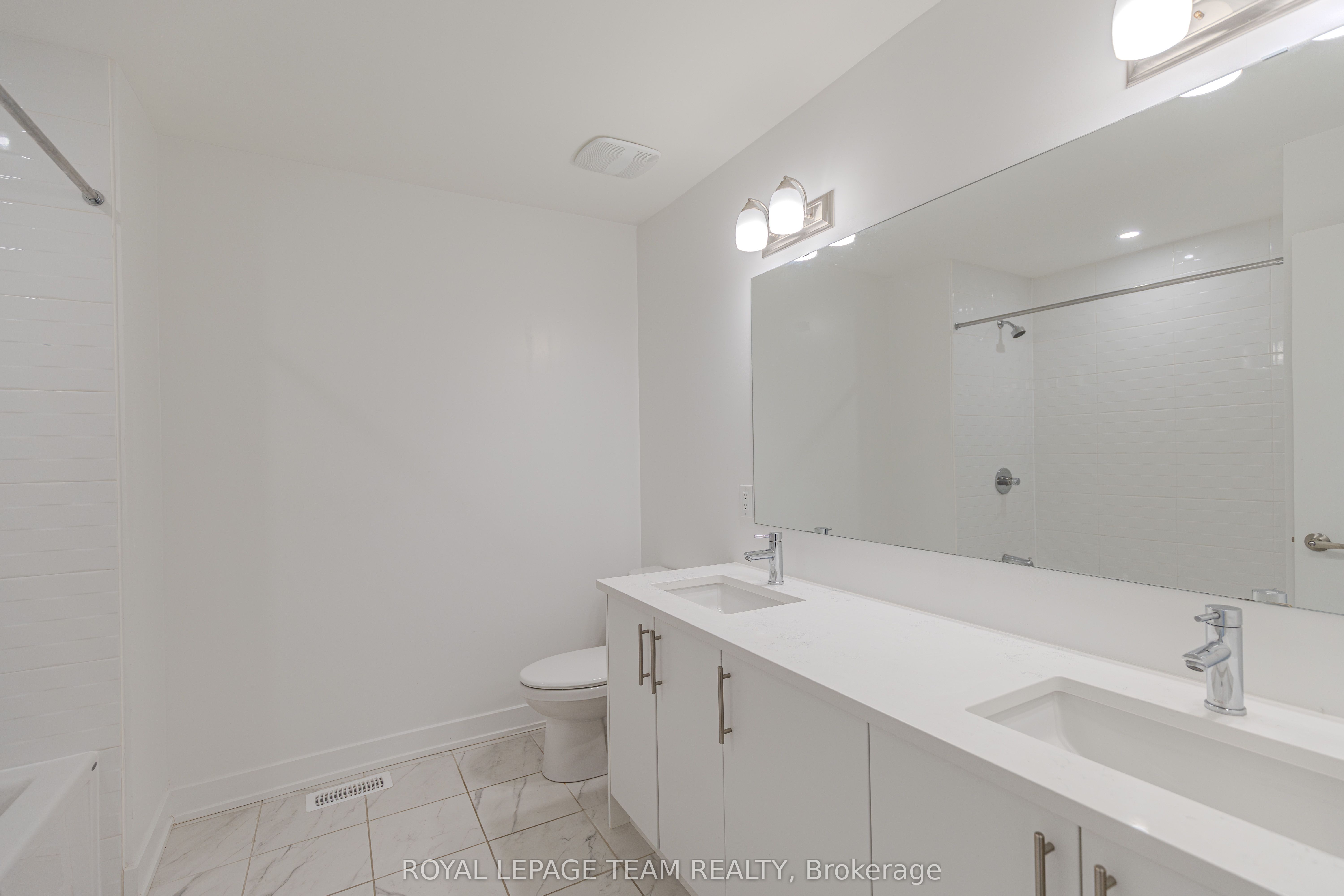 867 Anciano Crescent Property Photo 43