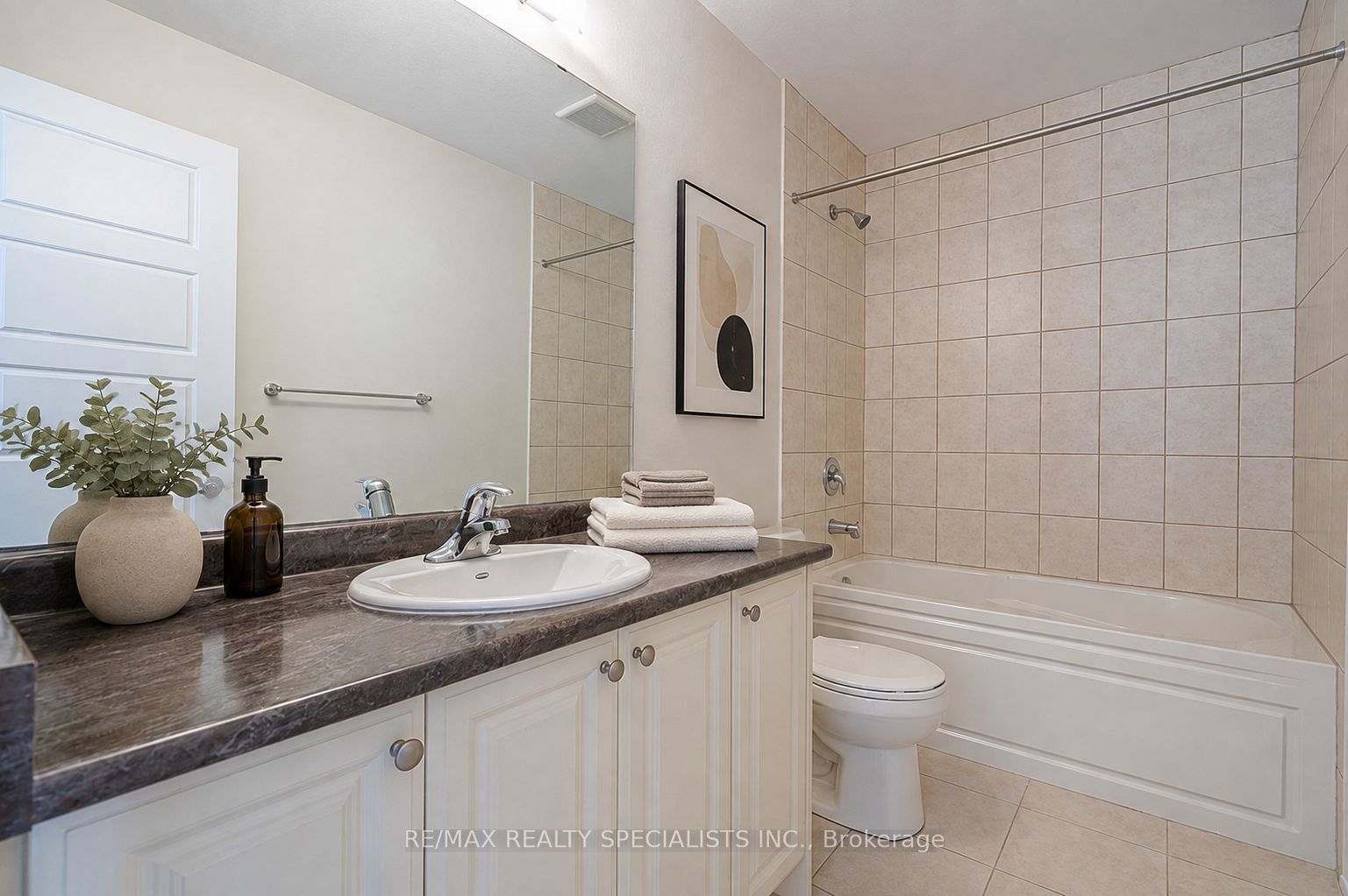 7734 Dockweed Drive Property Photo 8