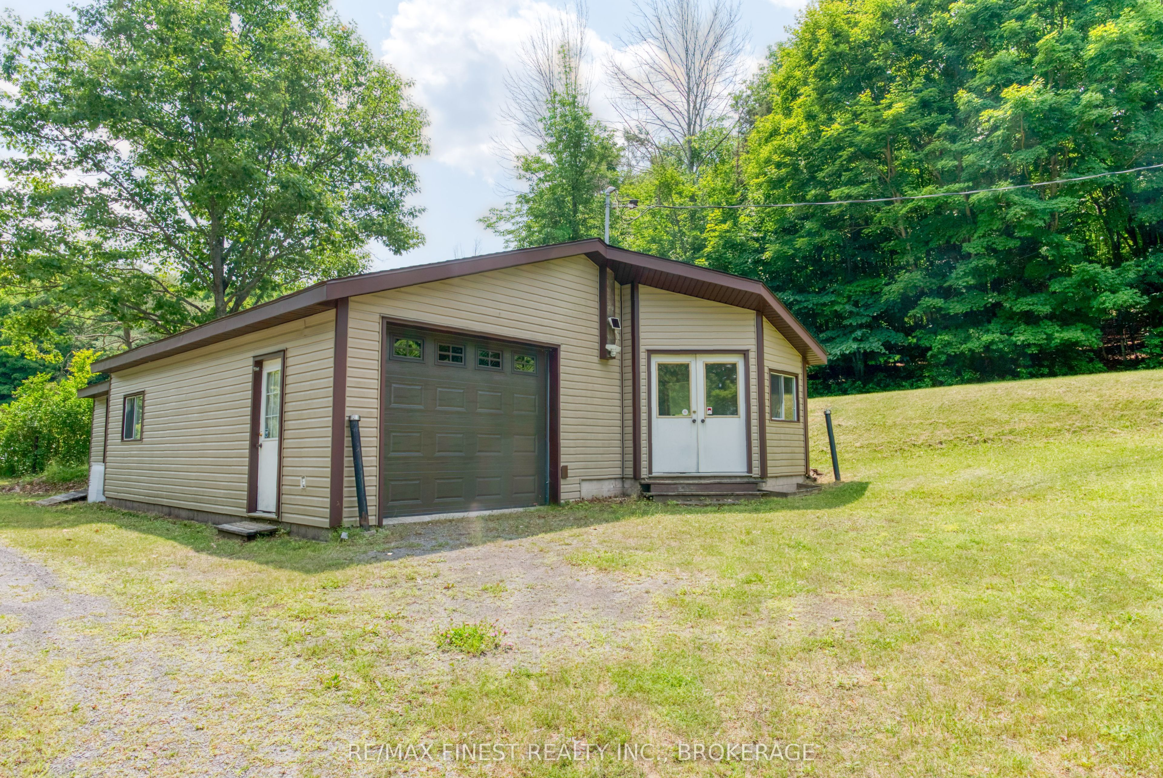 1182b Johnston Lane Property Photo 14