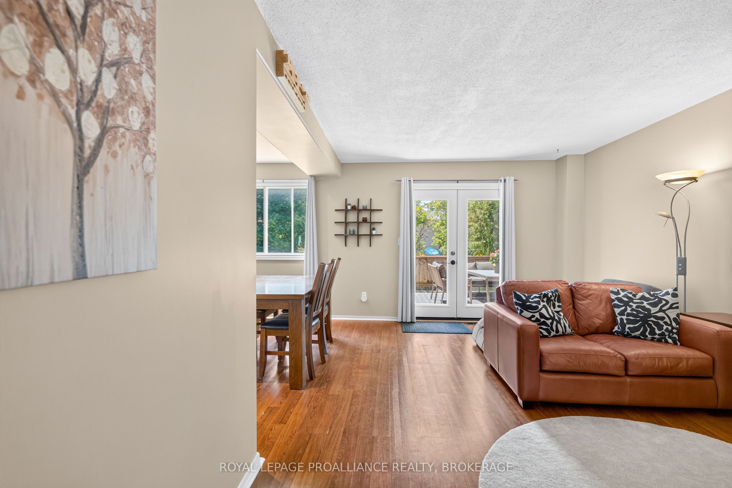 24 Balmoral Court Property Photo 9