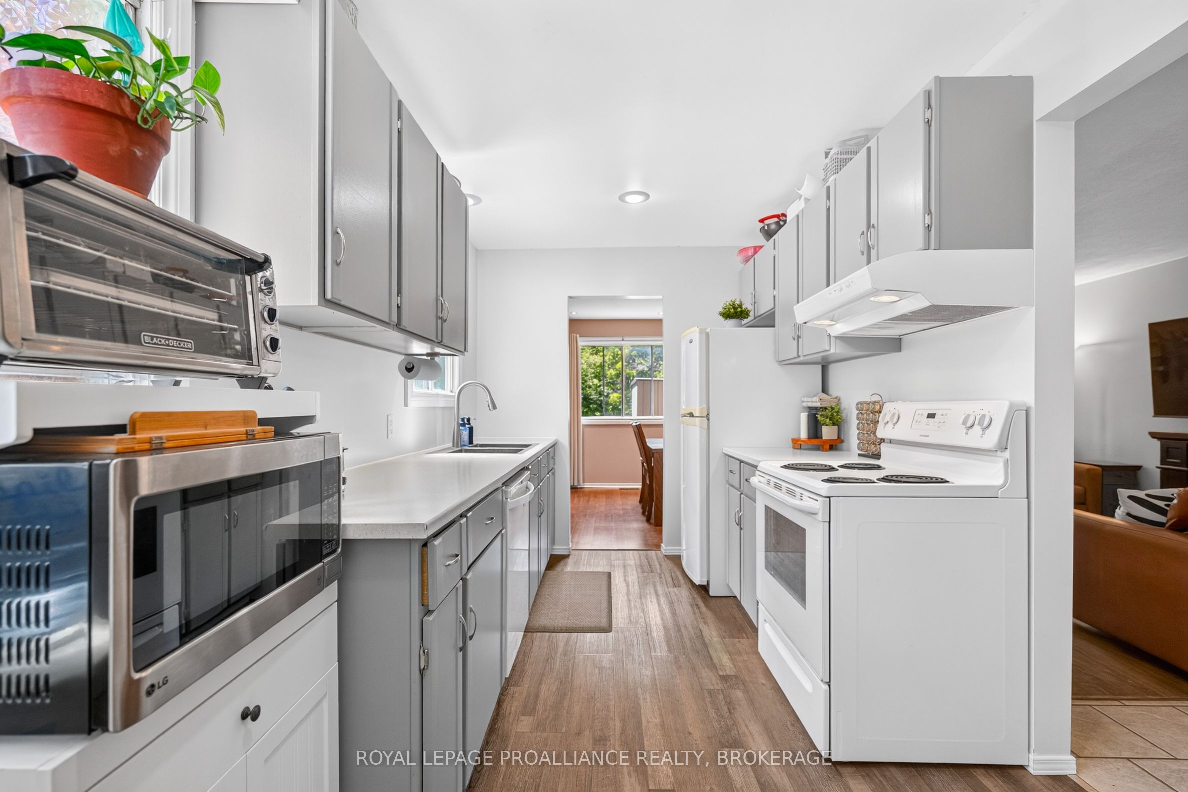 24 Balmoral Court Property Photo 16