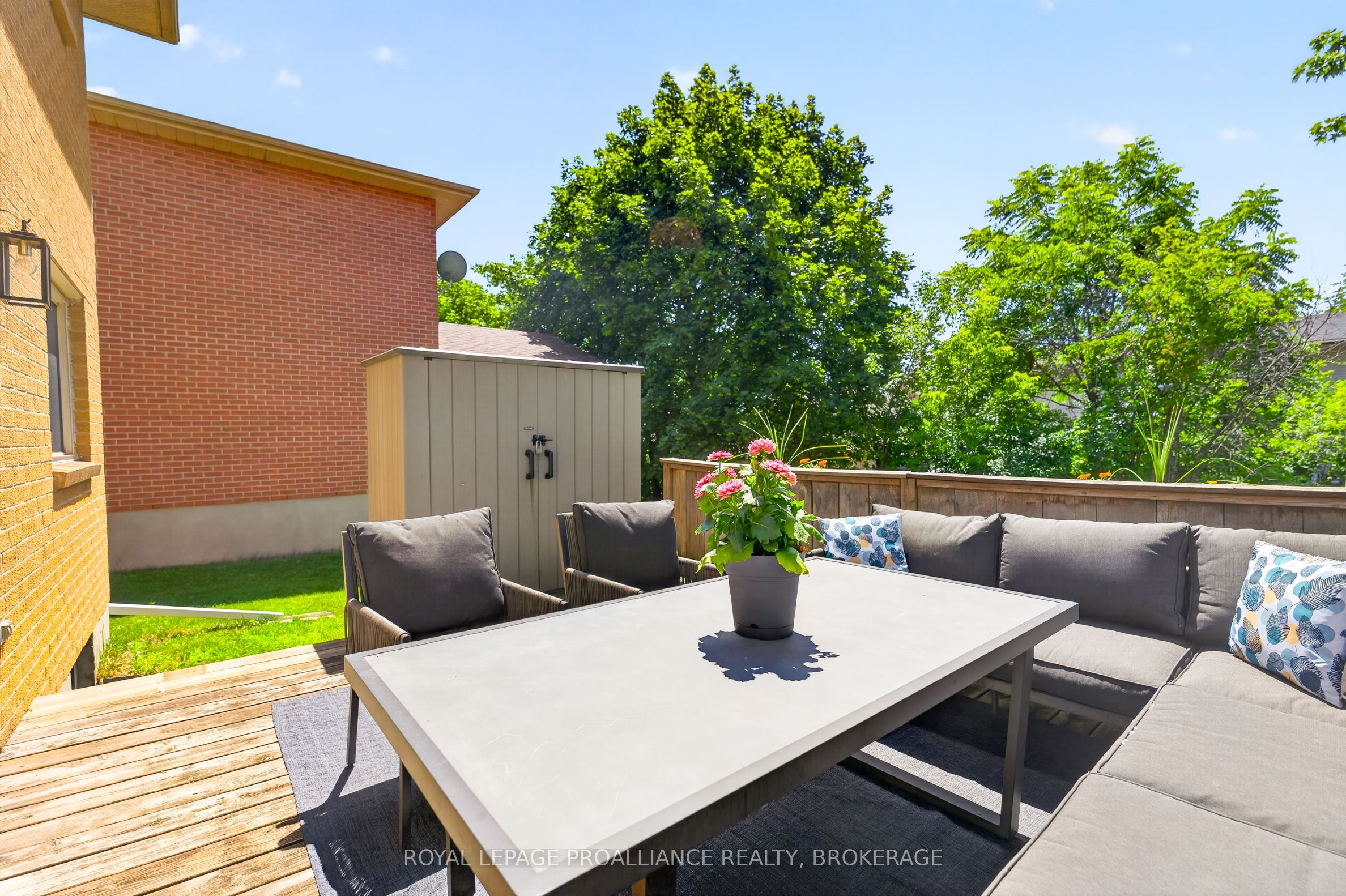 24 Balmoral Court Property Photo 41