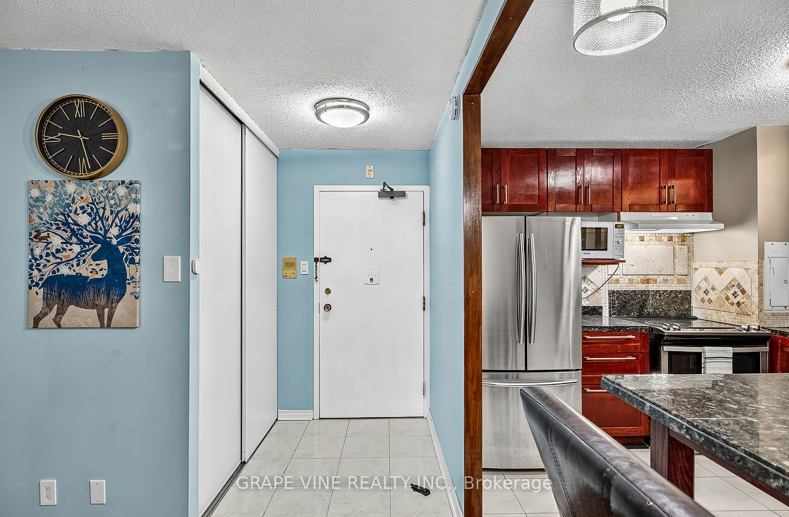 2951 Riverside Drive 504 Property Photo 7