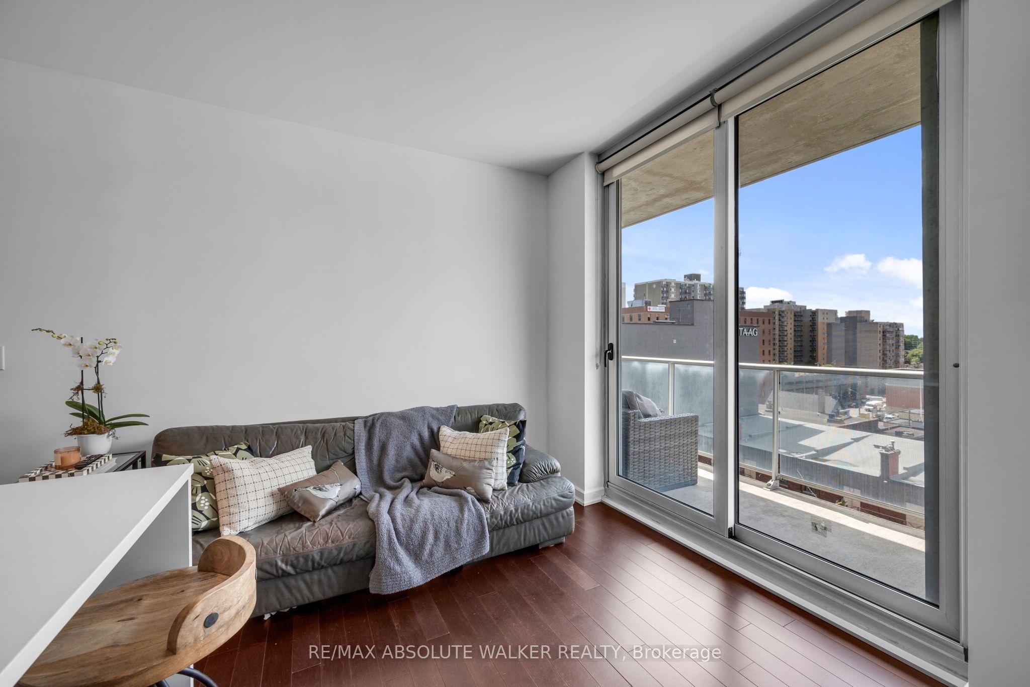 300 Lisgar Street 810 Property Photo 12