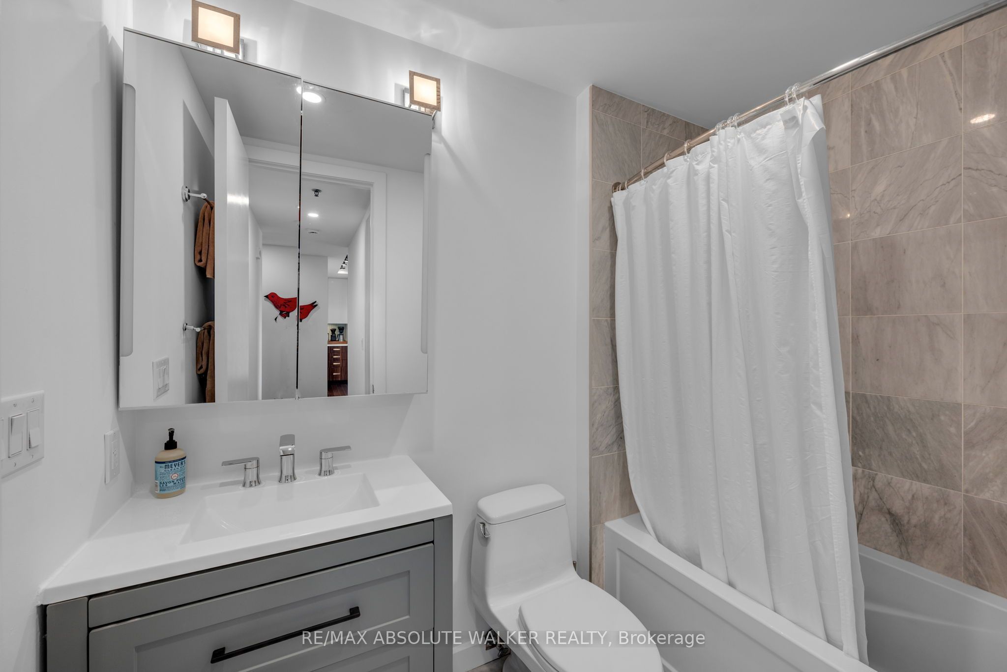 300 Lisgar Street 810 Property Photo 15