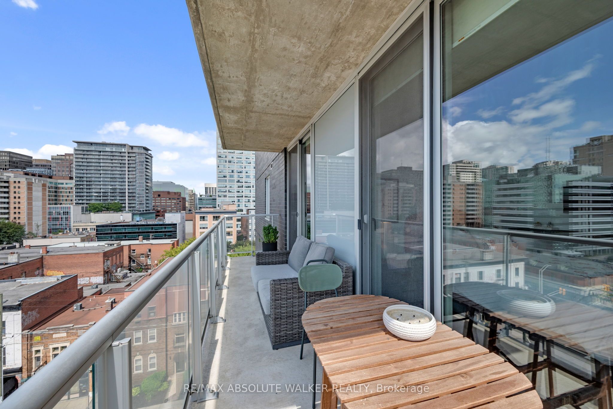 300 Lisgar Street 810 Property Photo 17