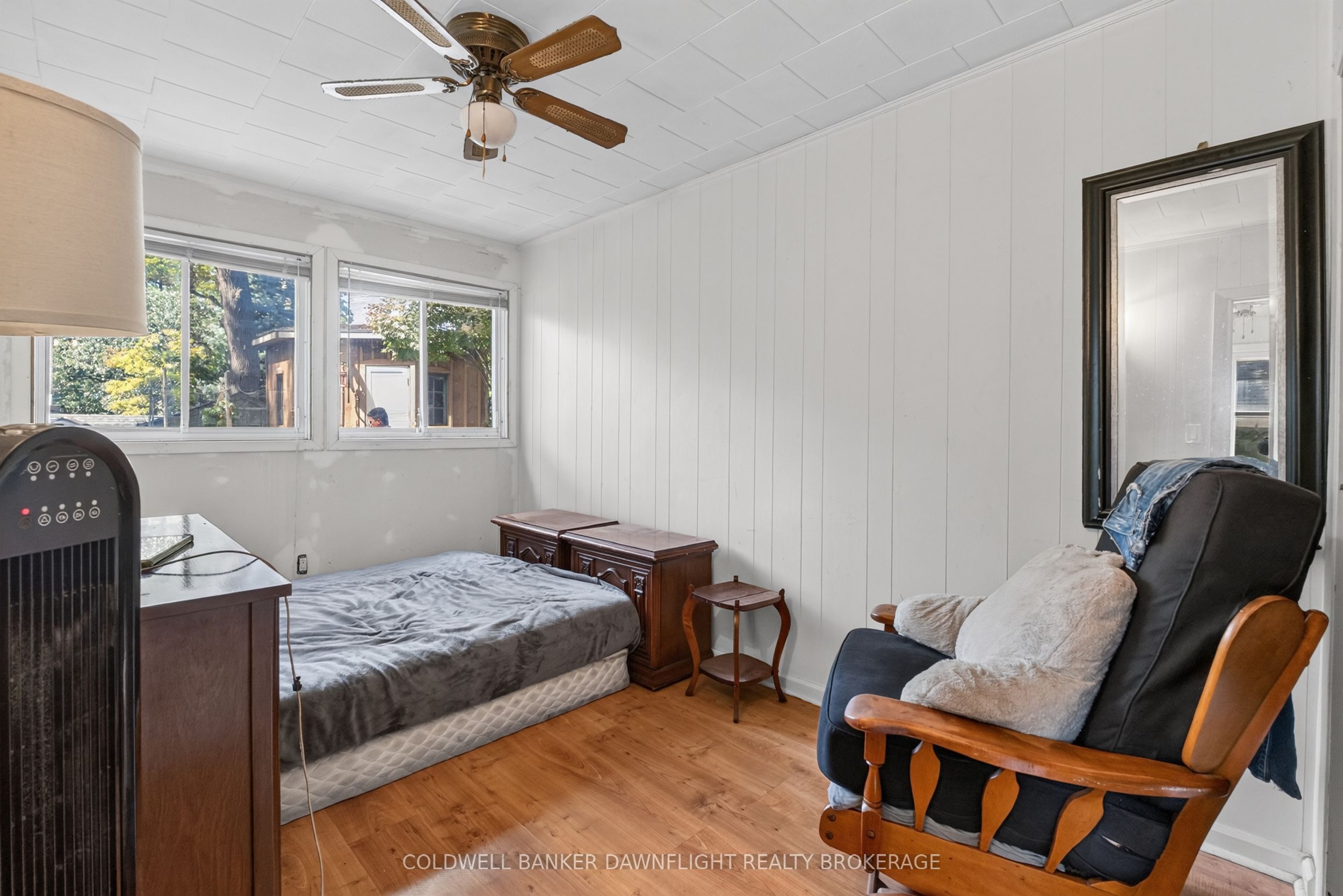 13 Warwick Avenue Property Photo 12