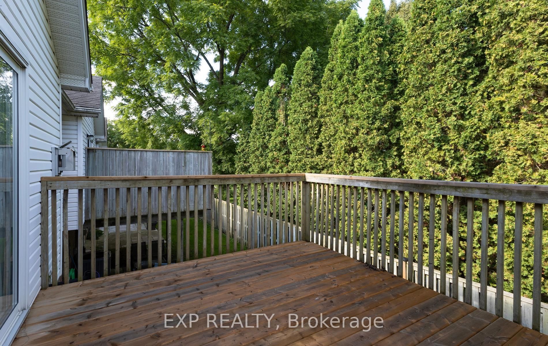 1077 Hamilton Road 21 Property Photo 5