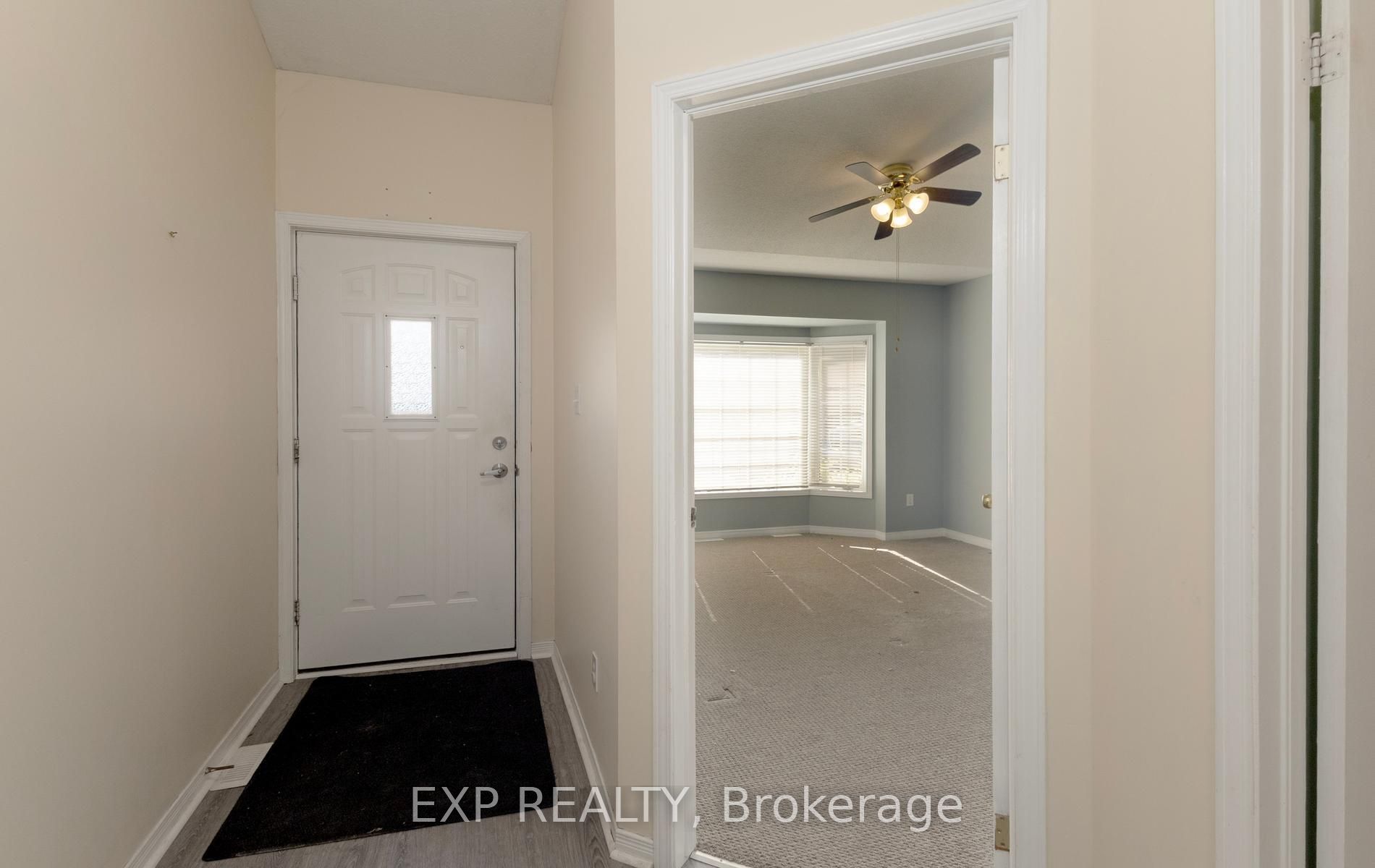 1077 Hamilton Road 21 Property Photo 15