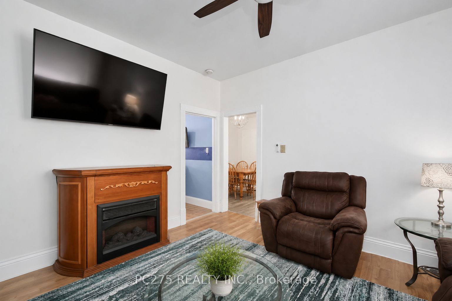 20 Maple Street Property Photo 10