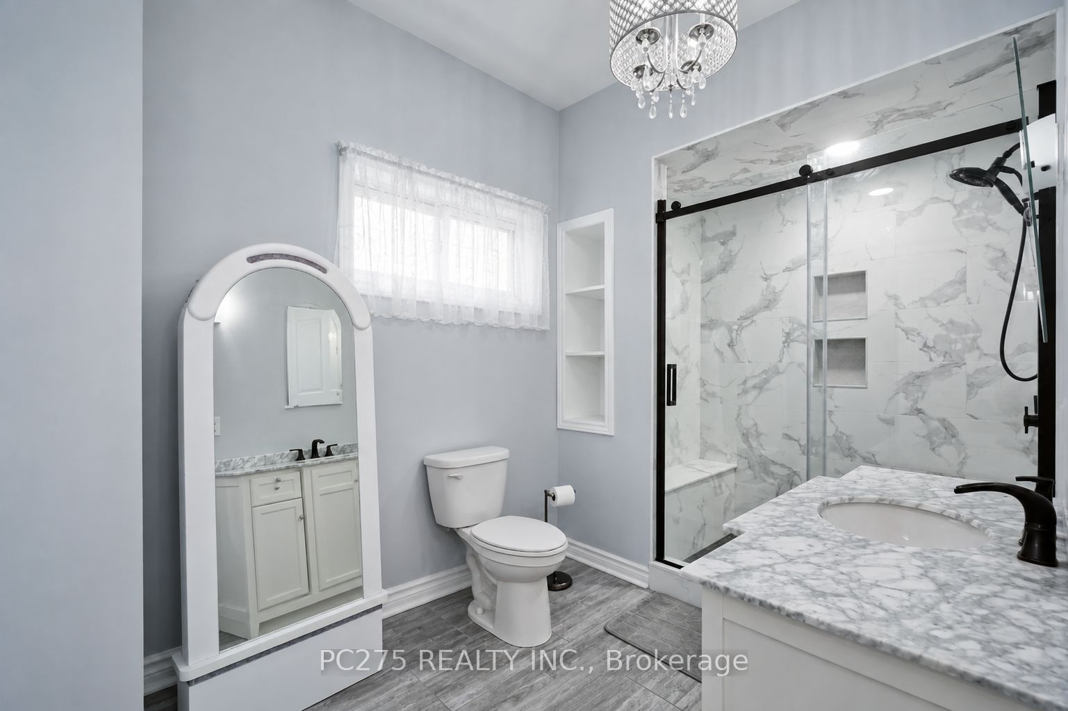 20 Maple Street Property Photo 18