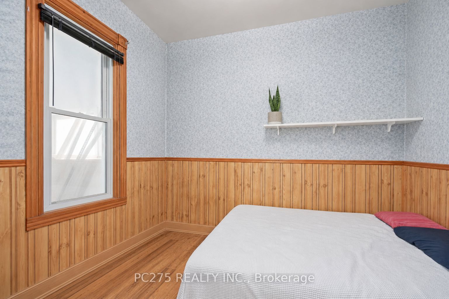 20 Maple Street Property Photo 21