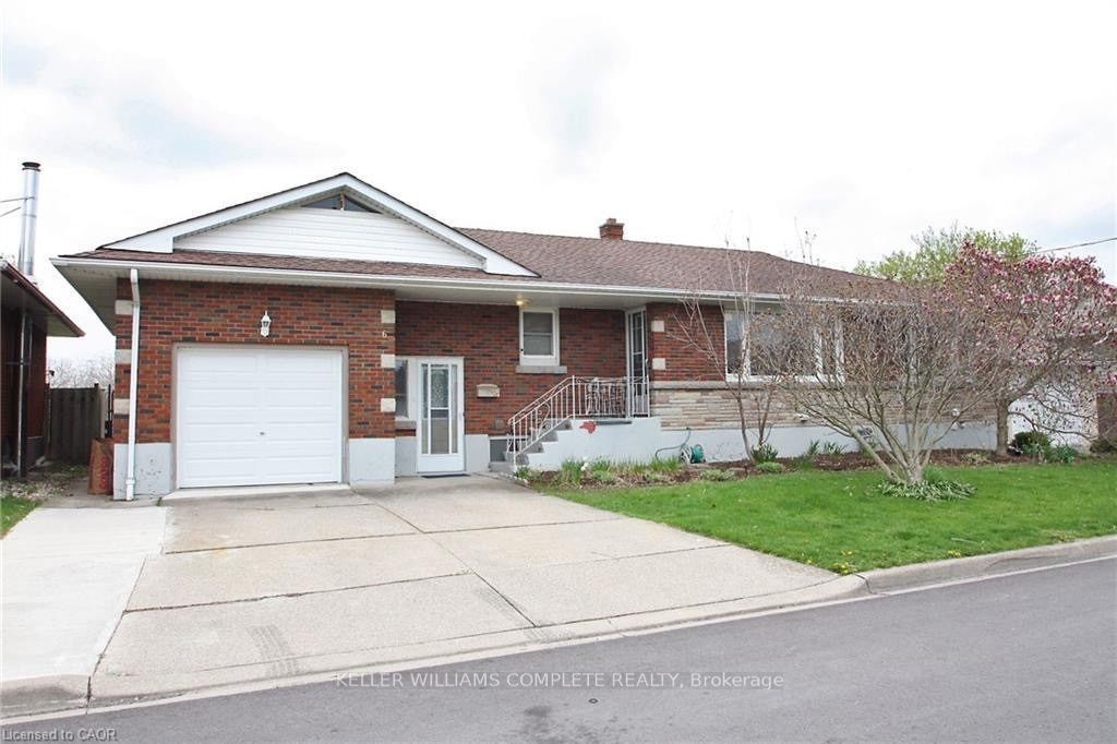 6 Myrtle Avenue Upper Property Photo 1